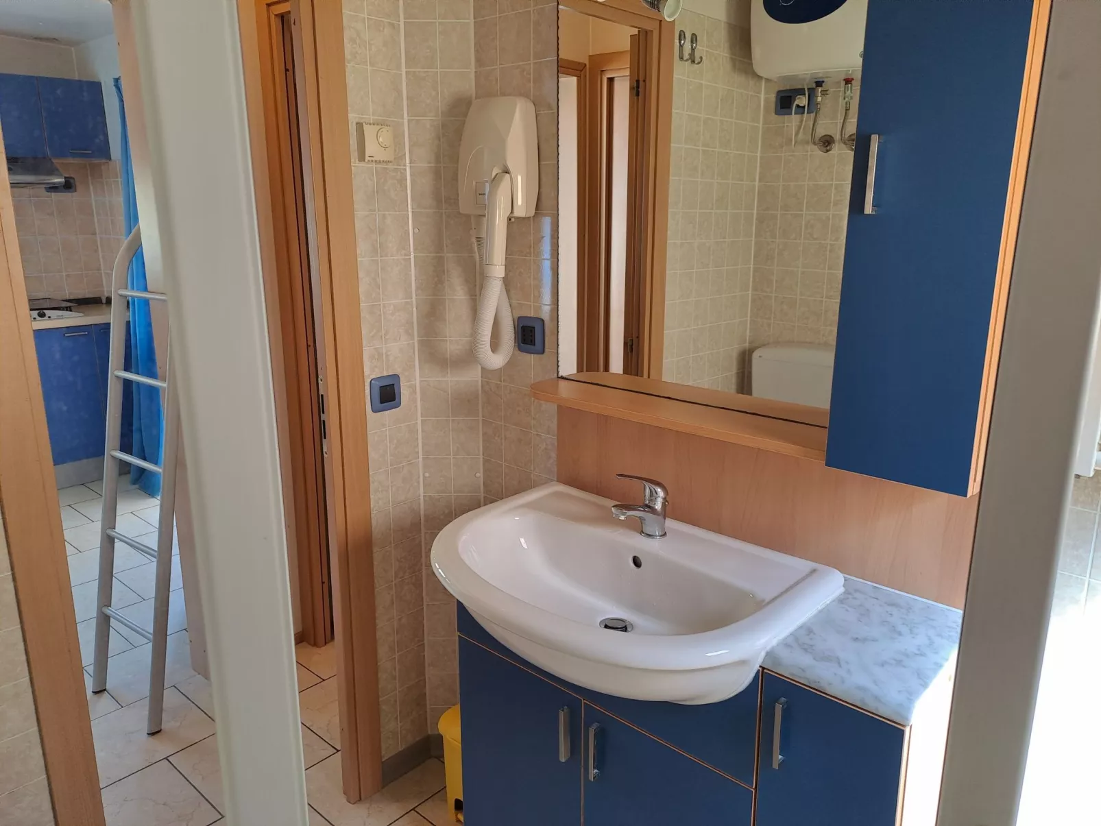 Onda su onda von Holiday World-Binnen