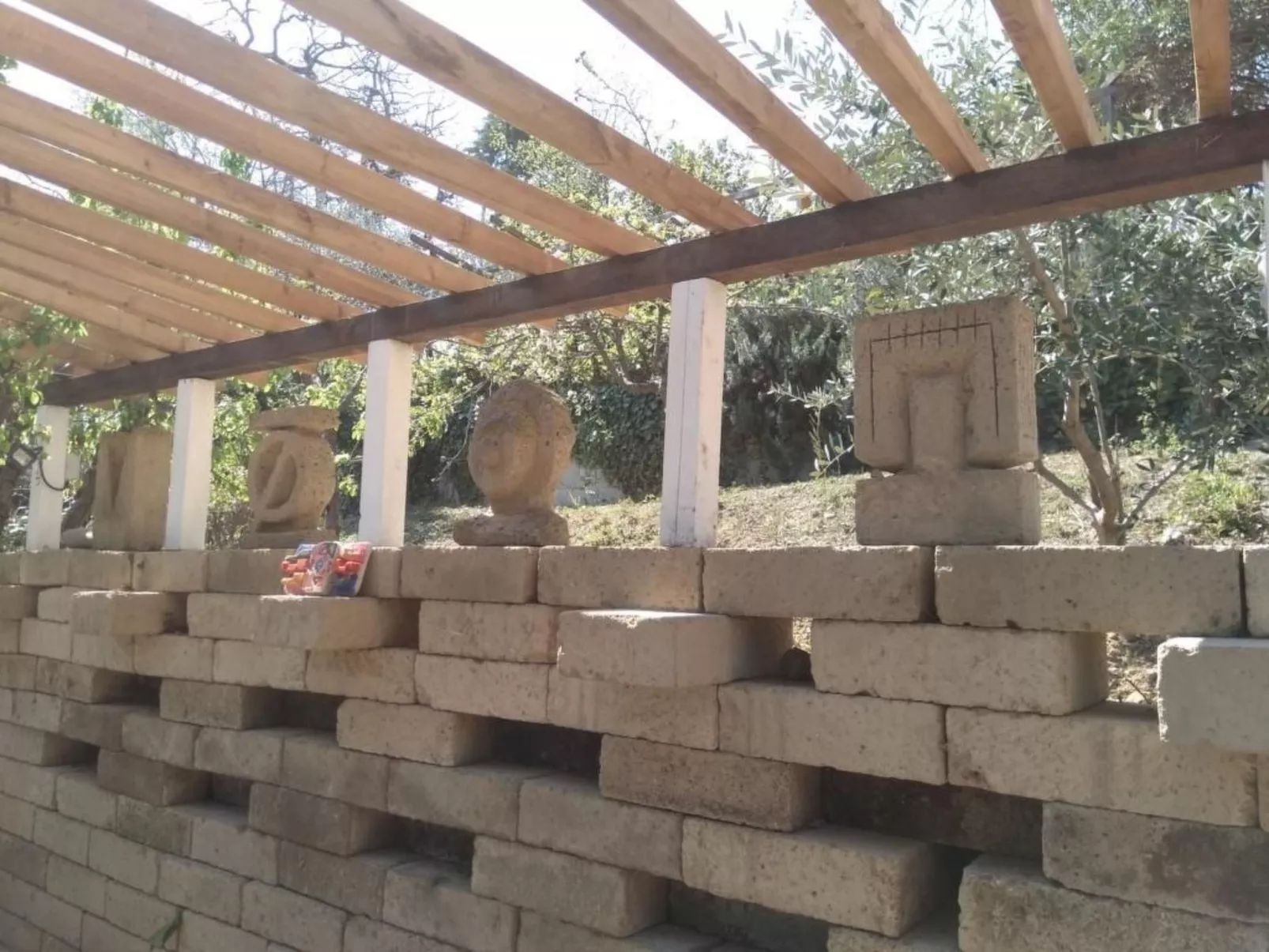 Studio  BUBO  - Pool - Ausblick- Kunst-Buiten