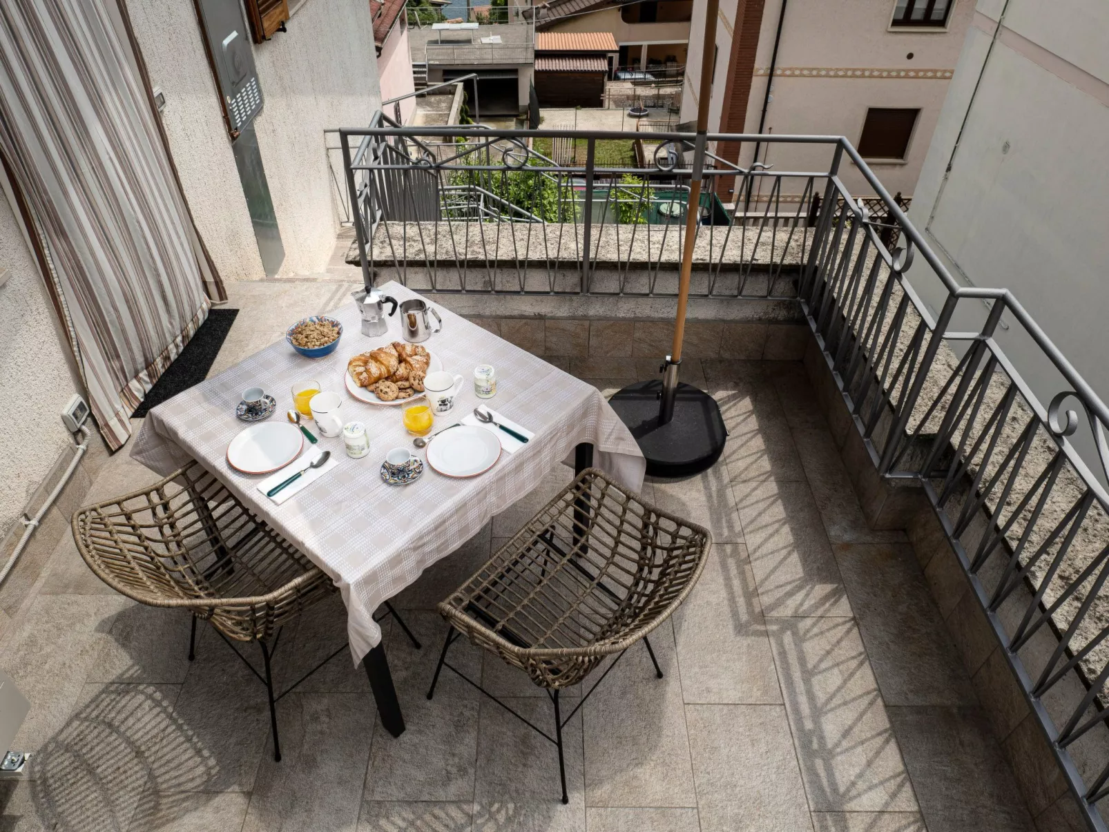 Gioia del Verde - Raum, Terrasse und Seeblick-Buiten