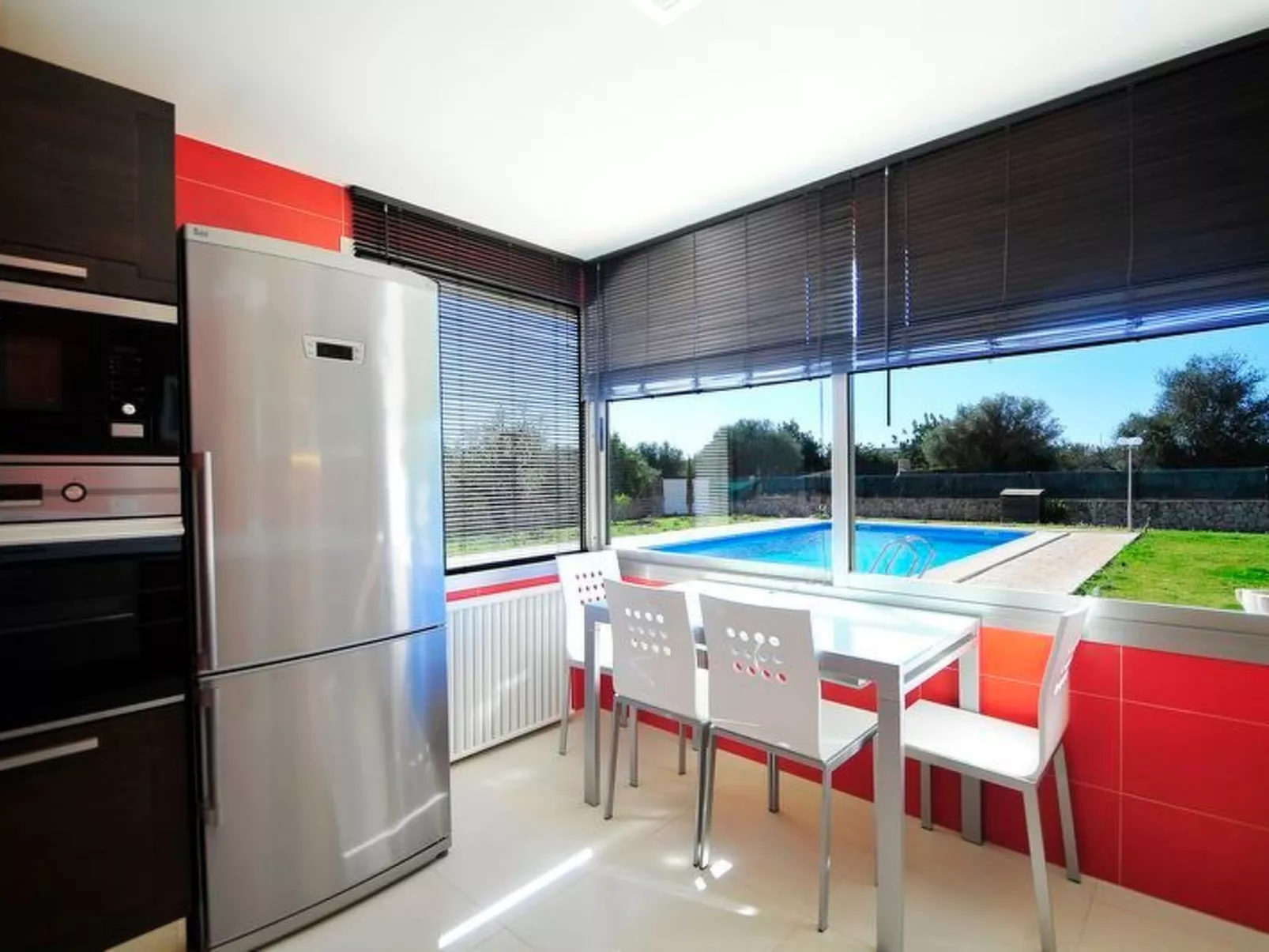 Schönes modernes Ferienhaus C84MLL-Binnen