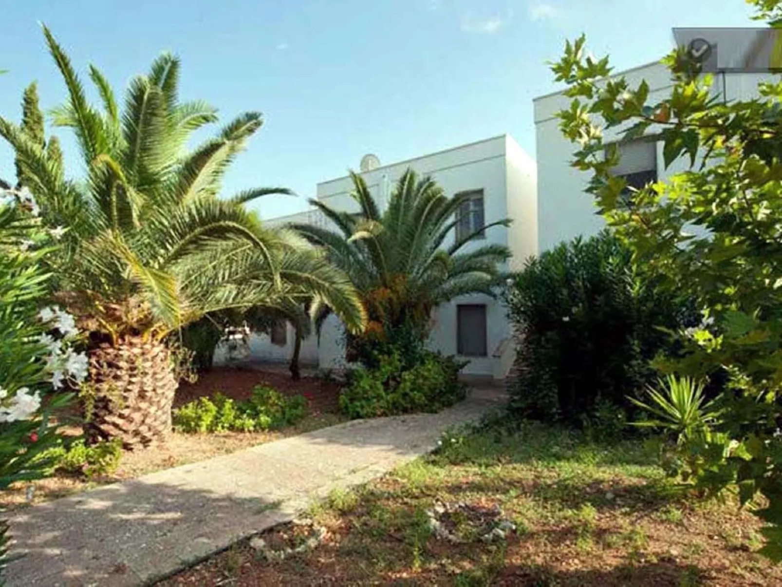 Wohnung in einer Residenz, nur wenige Meter vom Meer entfernt-Buiten