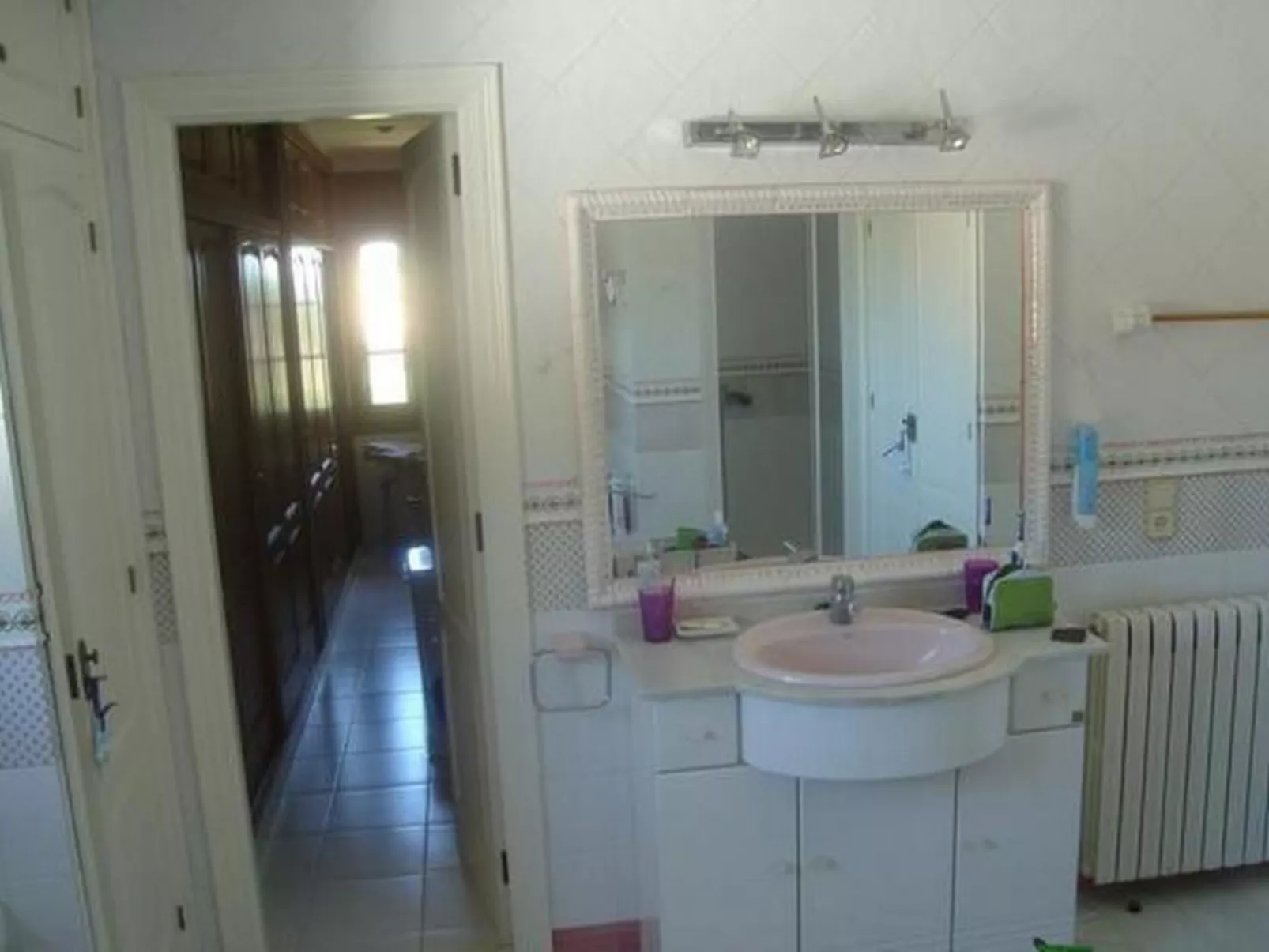 Ferienhaus mit Pool am Meer - Binnen