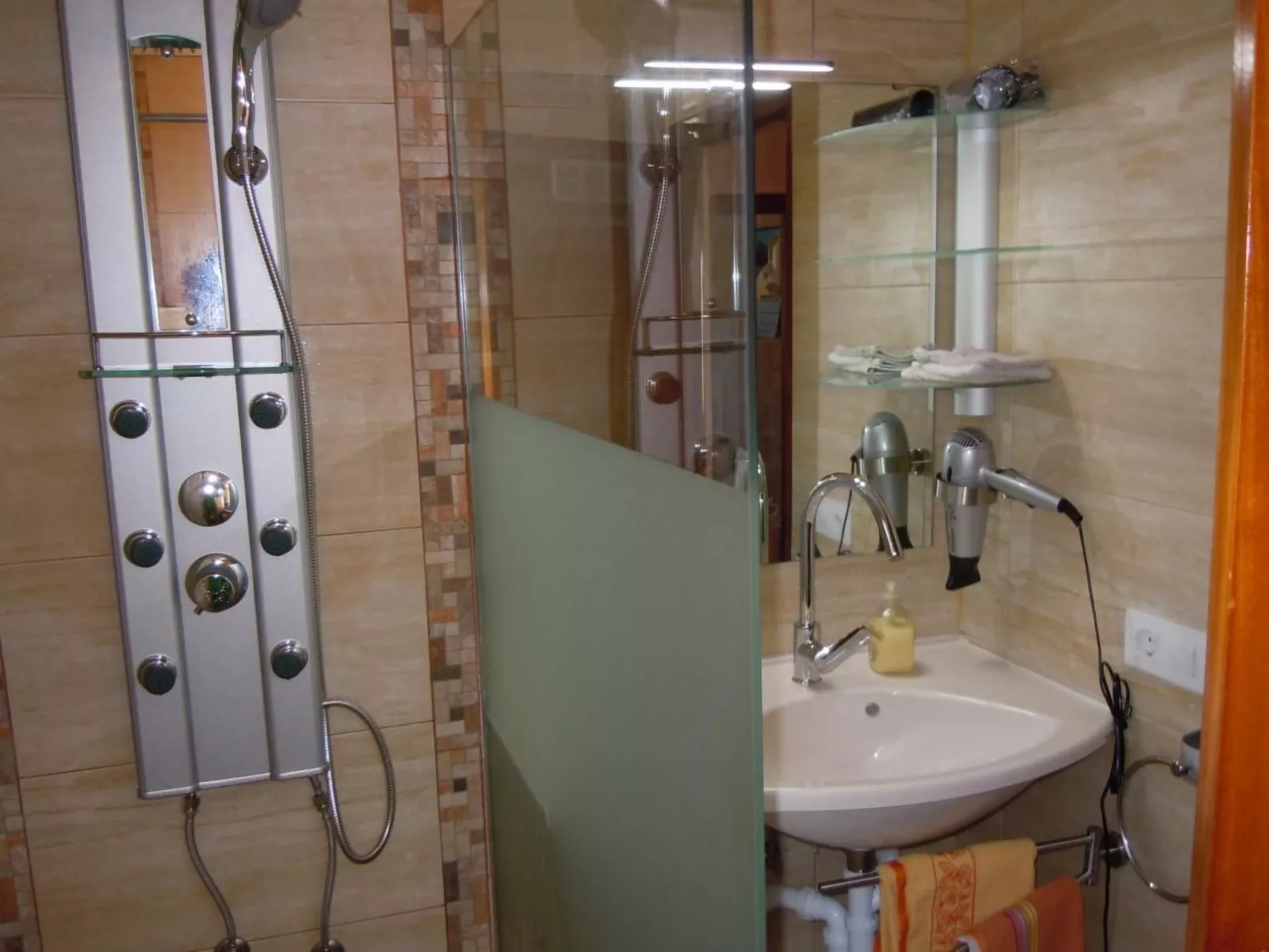 CASA  BENIMEIT-Binnen