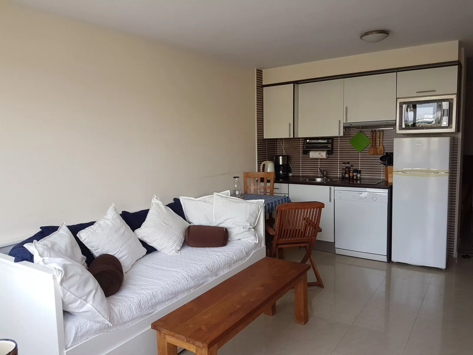 Moderne Ferienwohnung Casavovo mit Terrasse-Binnen