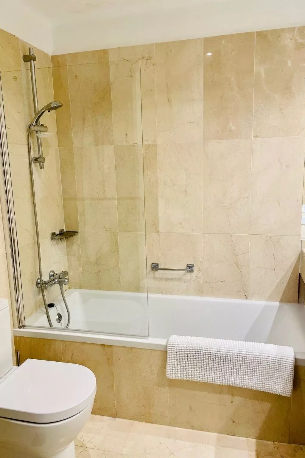 Appartement mit Pool - Binnen