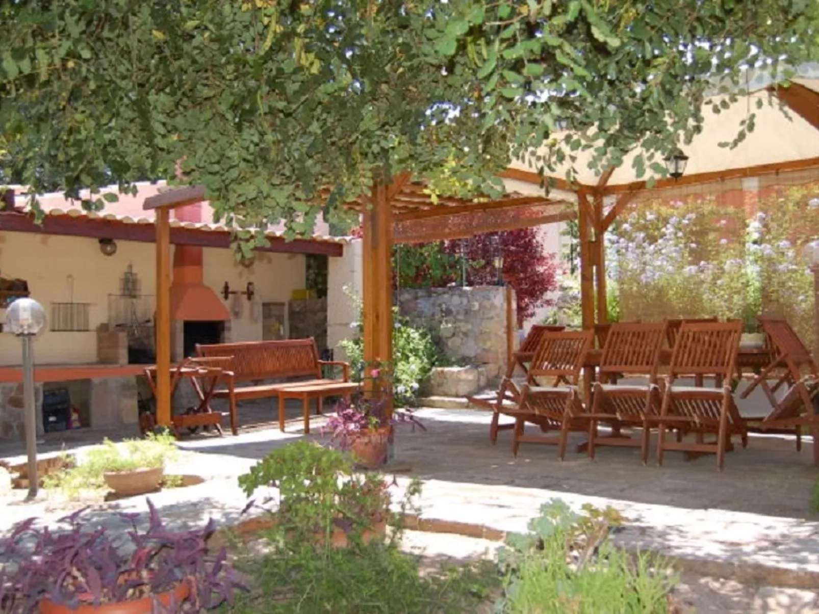 Lubagnu Vacanze- Zwei-Zimmer-Wohnung D-Image-tags.info