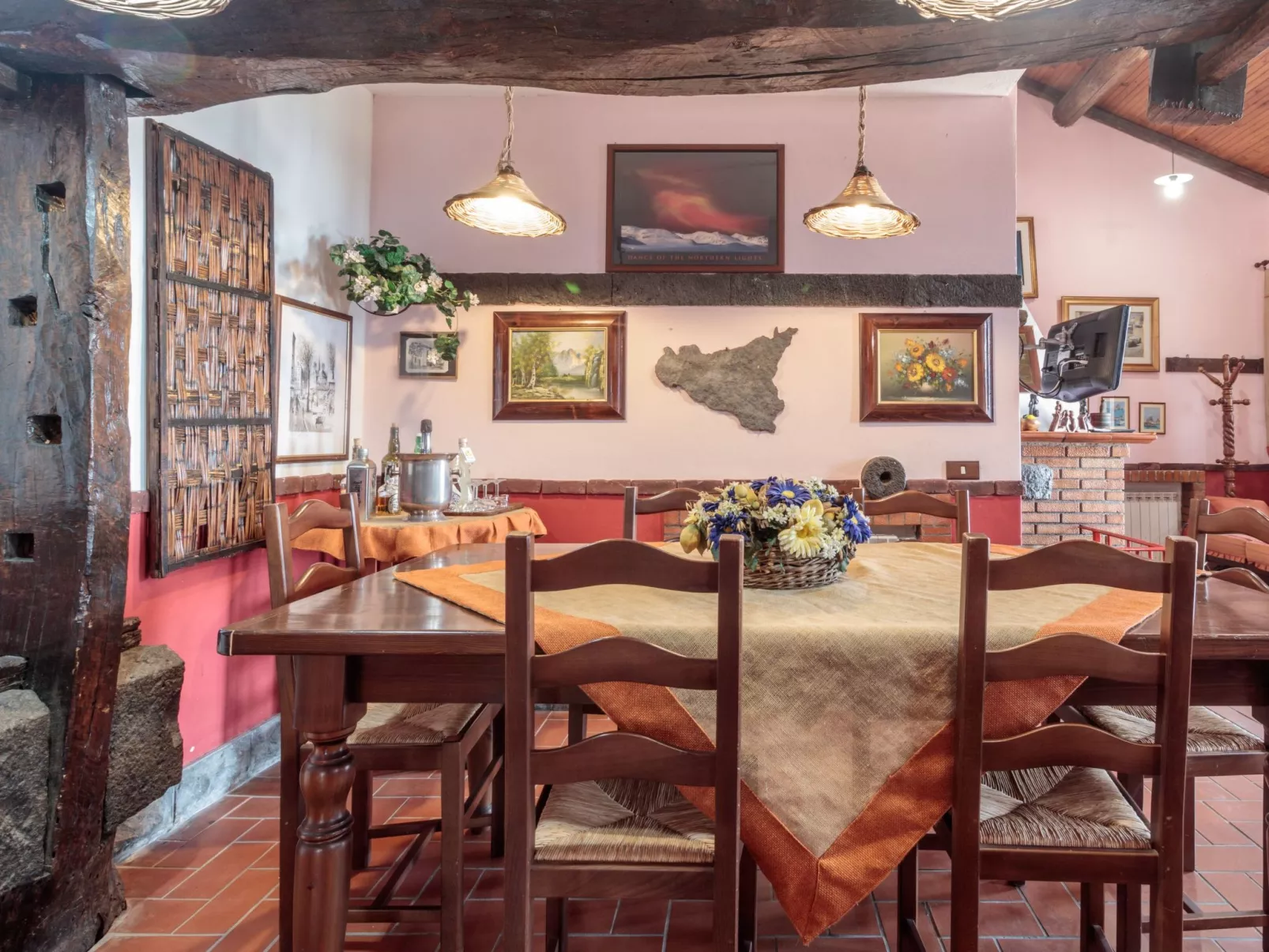 Cottage mit Whirlpool-Image-tags.info