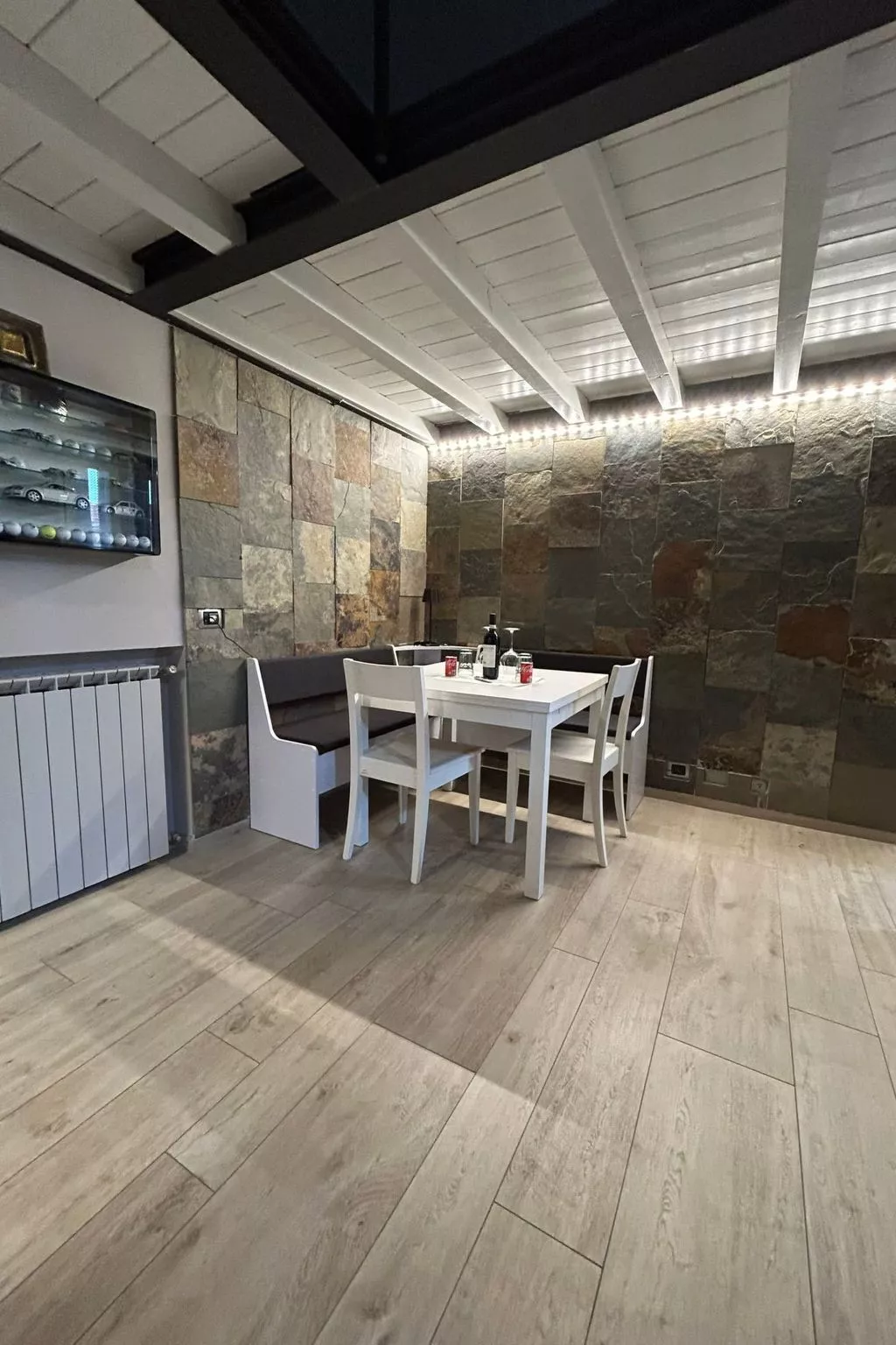 'CasAldo-Image-tags.info