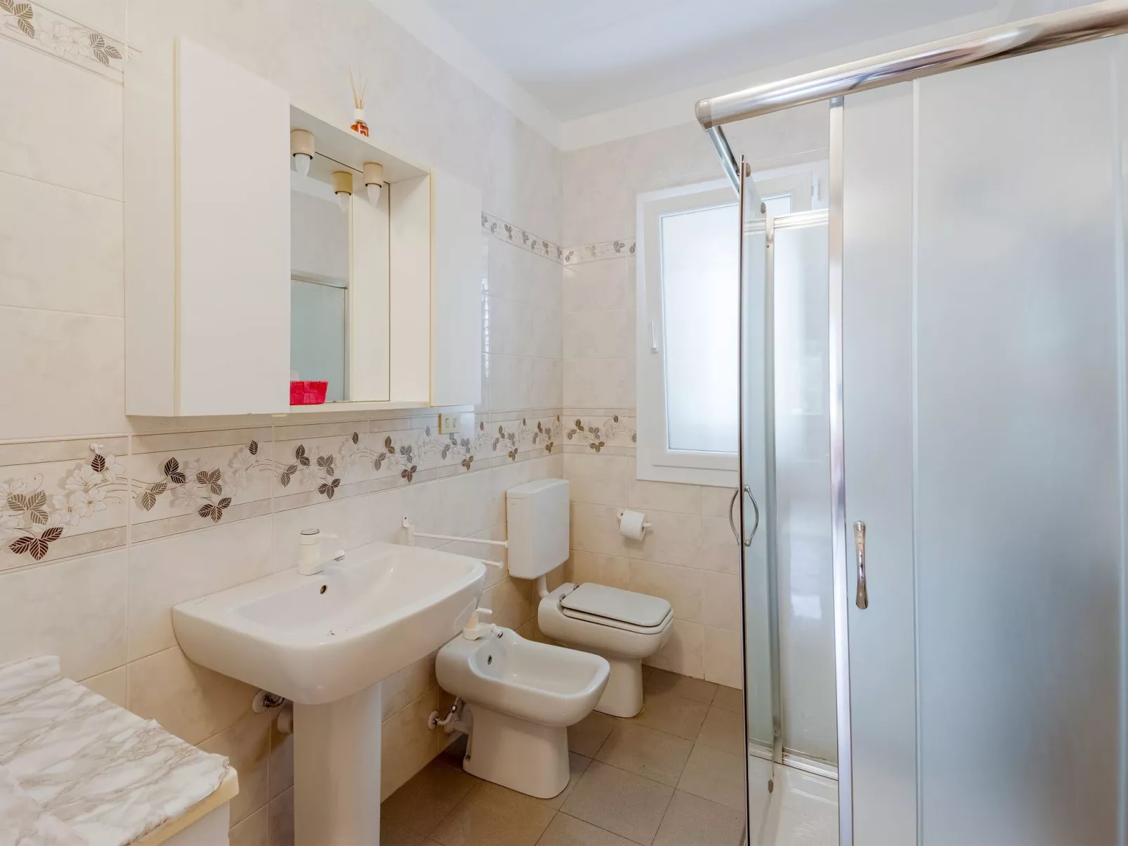 Villa in Borgomaro mit privatem Parkplatz-Binnen