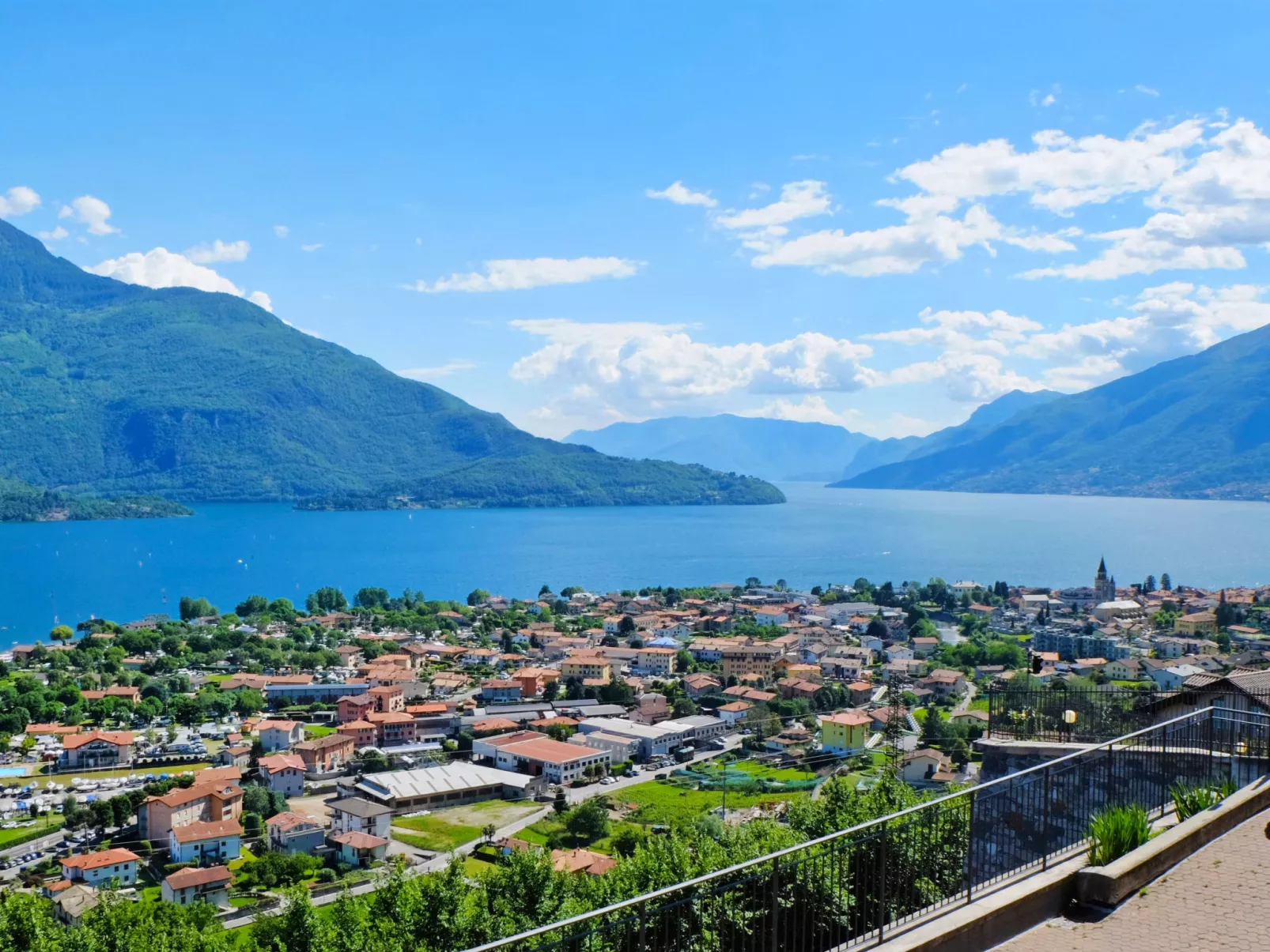 Wohnung in Domaso mit privatem Parkplatz-Omgeving
