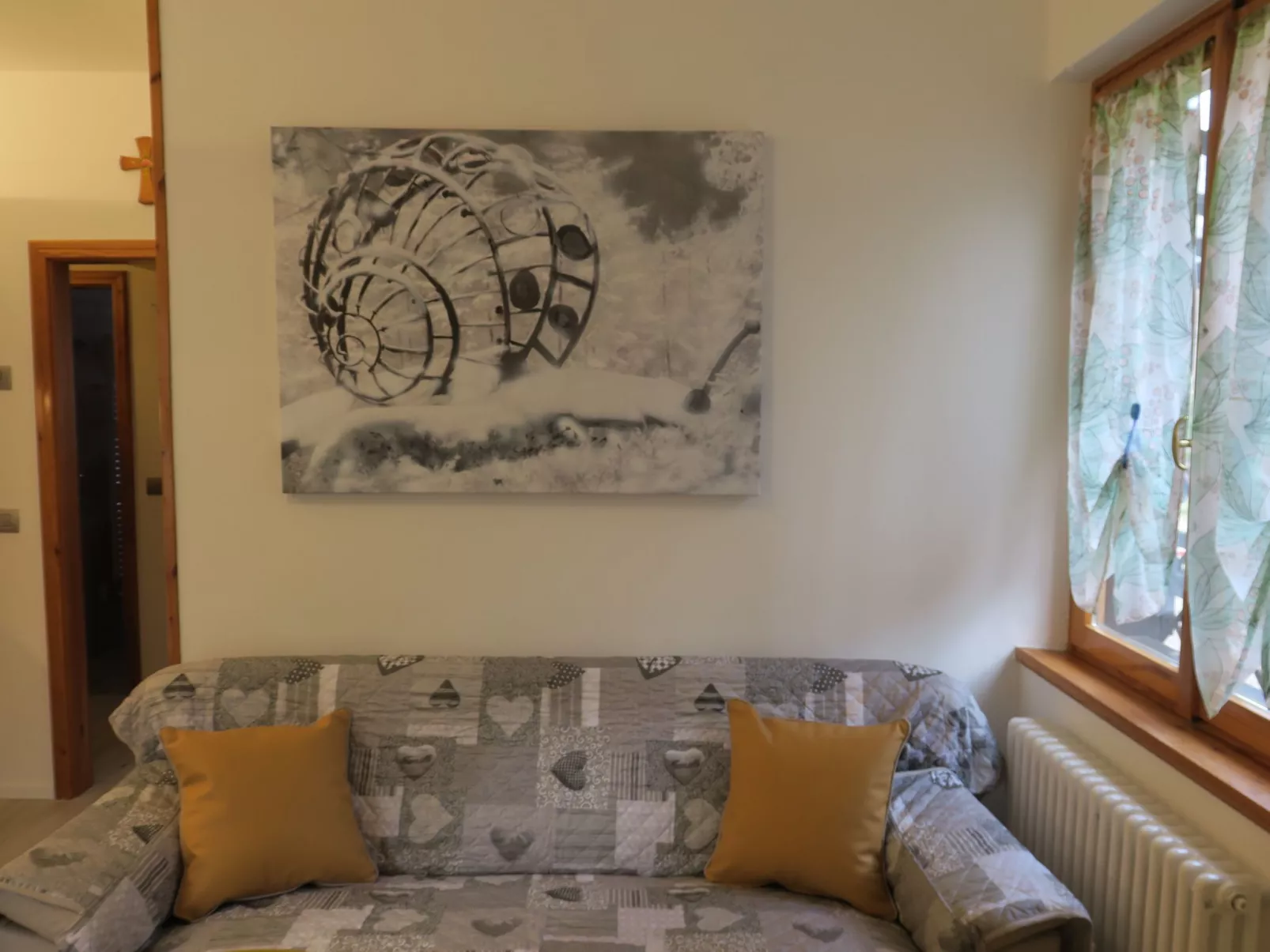 Erdgeschosswohnung mit möbliertem Garten-Binnen