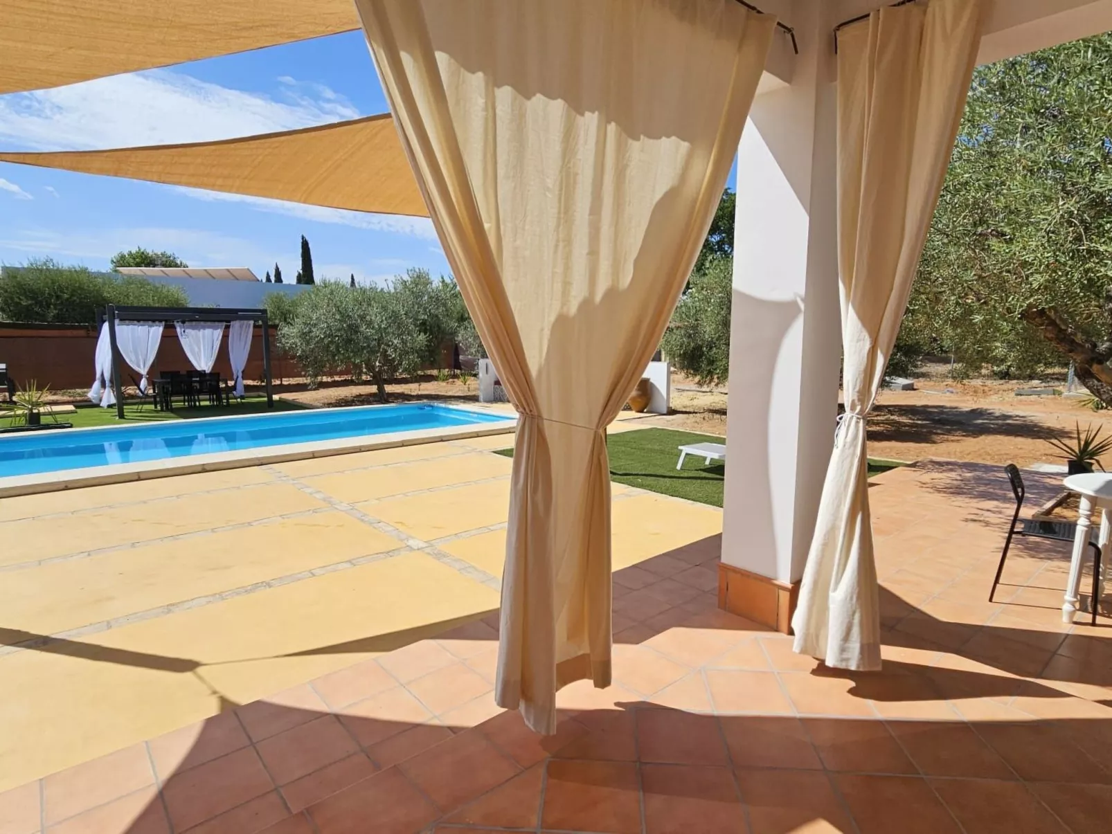 Landhaus La Alquería de los Pájaros-Buiten