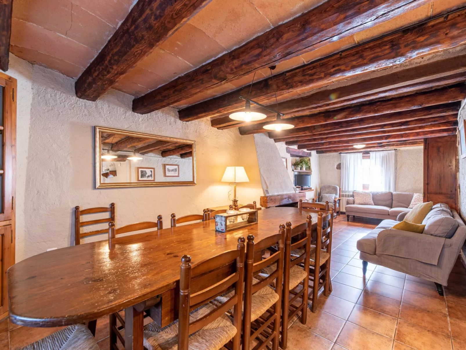 Mit privatem Pool-Binnen