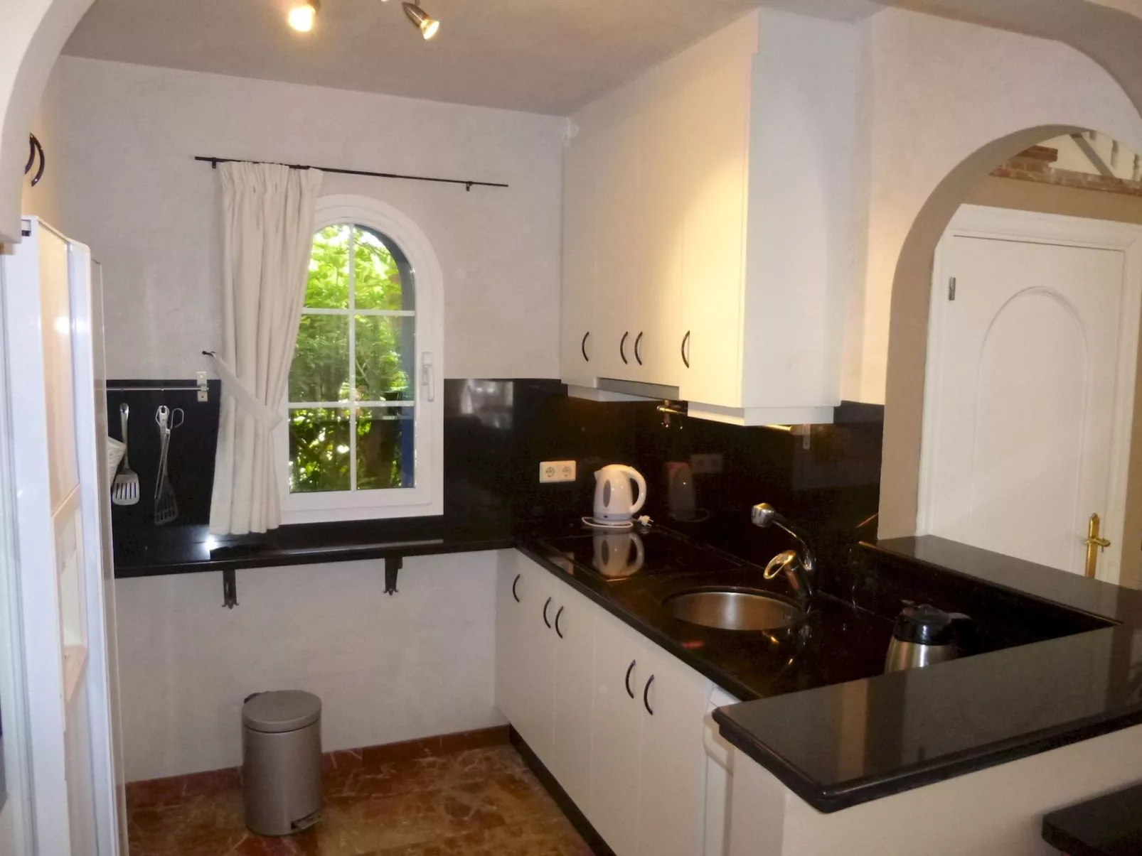 Mit Blick auf das Wasser-Binnen