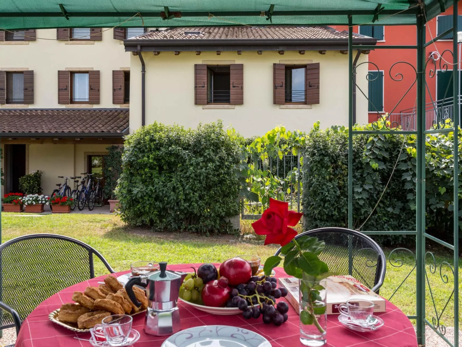 Unterkunft Zisterne-Buiten