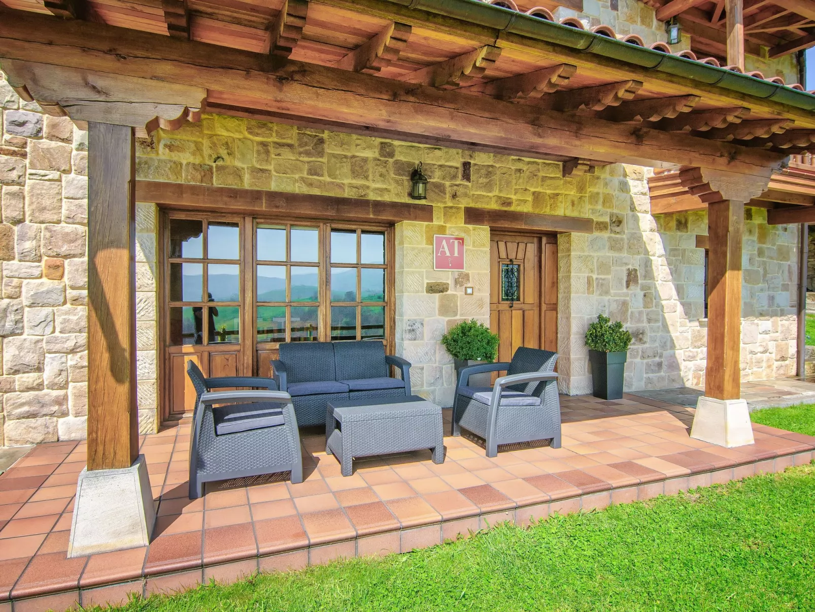 Fachwerkhaus mit Garten - Image-tags.info