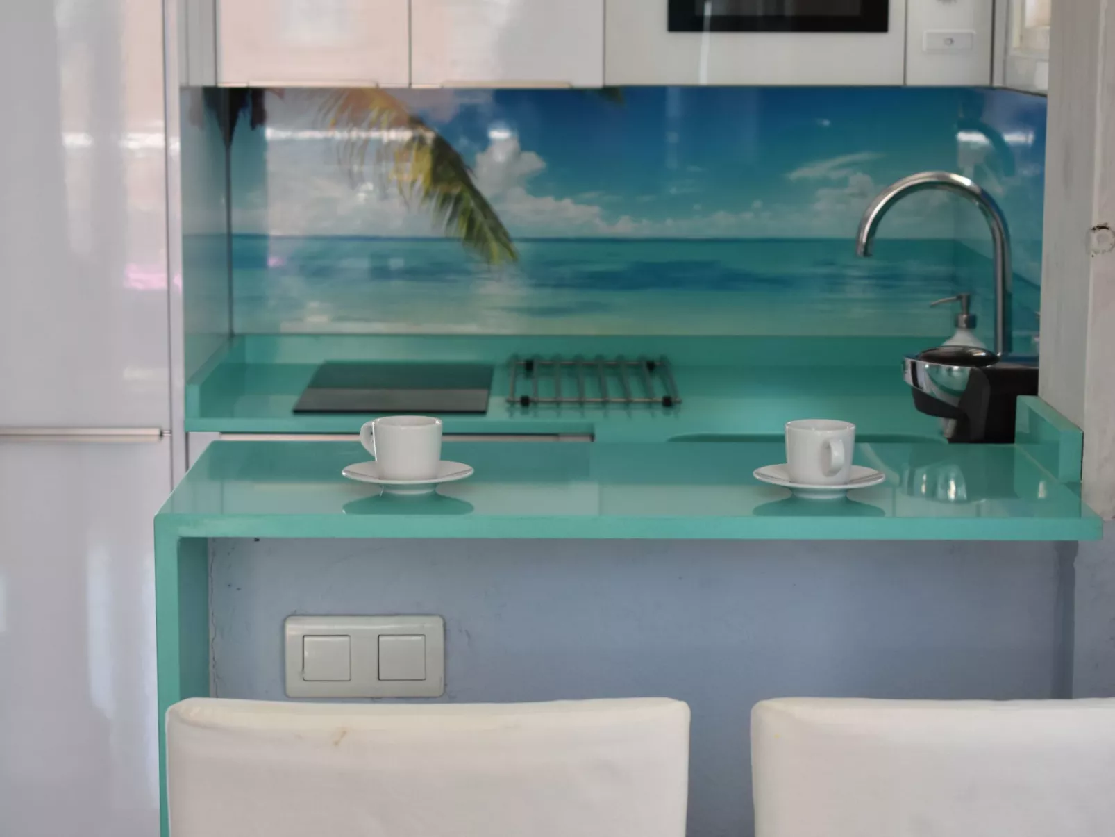 Helle und renovierte Ferienwohnung mit Balkon und tollem Blick auf das Meer - Binnen