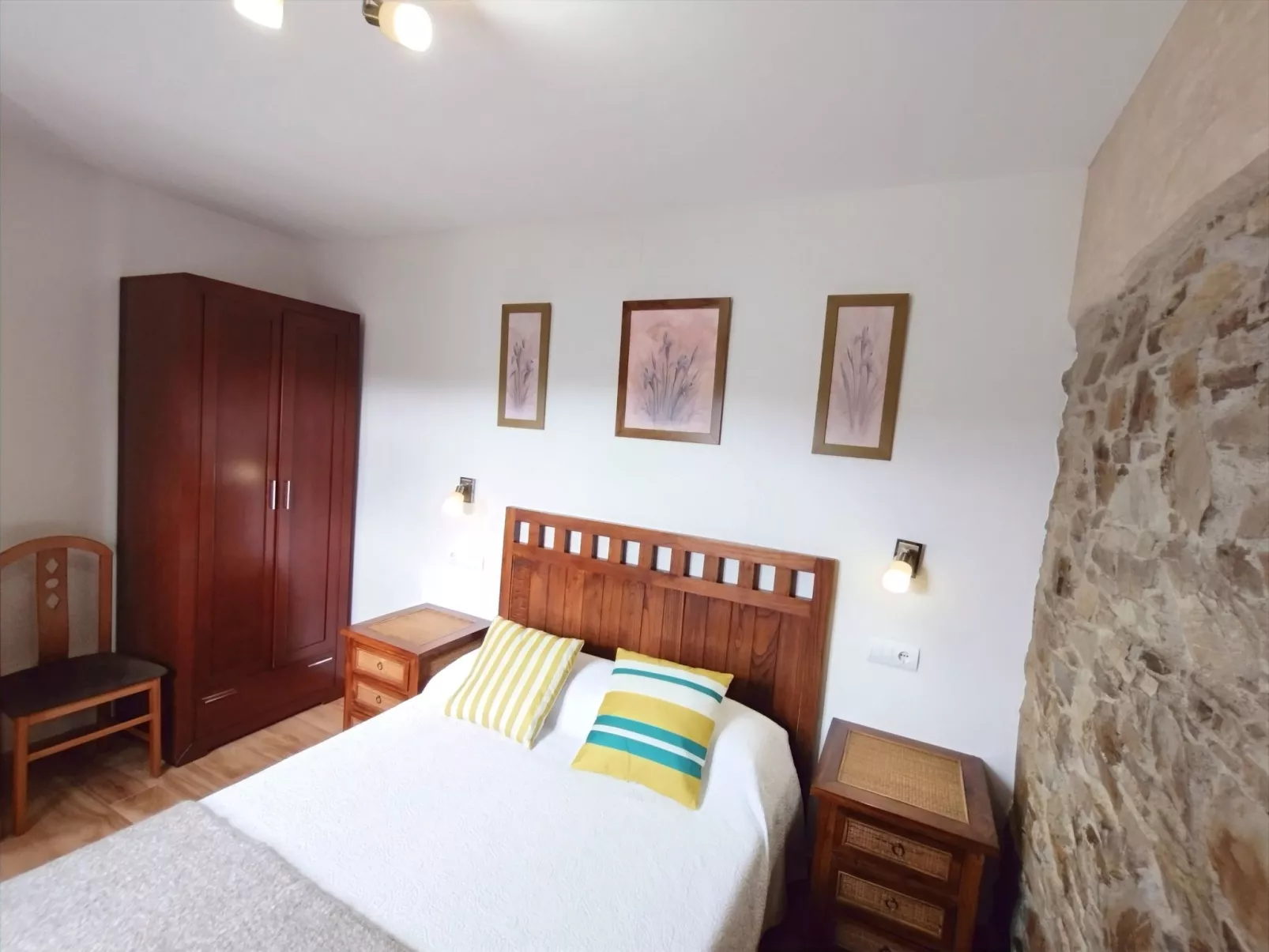 Schönes Duplex mit Aussicht, Pool und Garten-Binnen