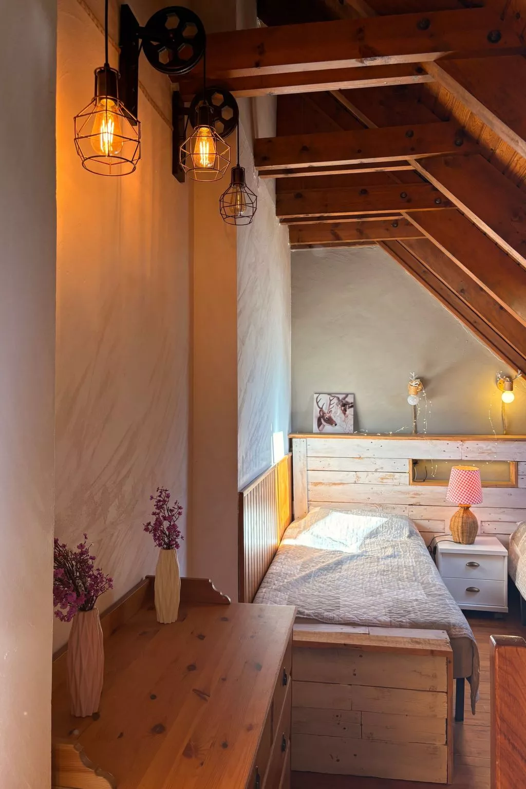 "Herbasabina 4".-Binnen