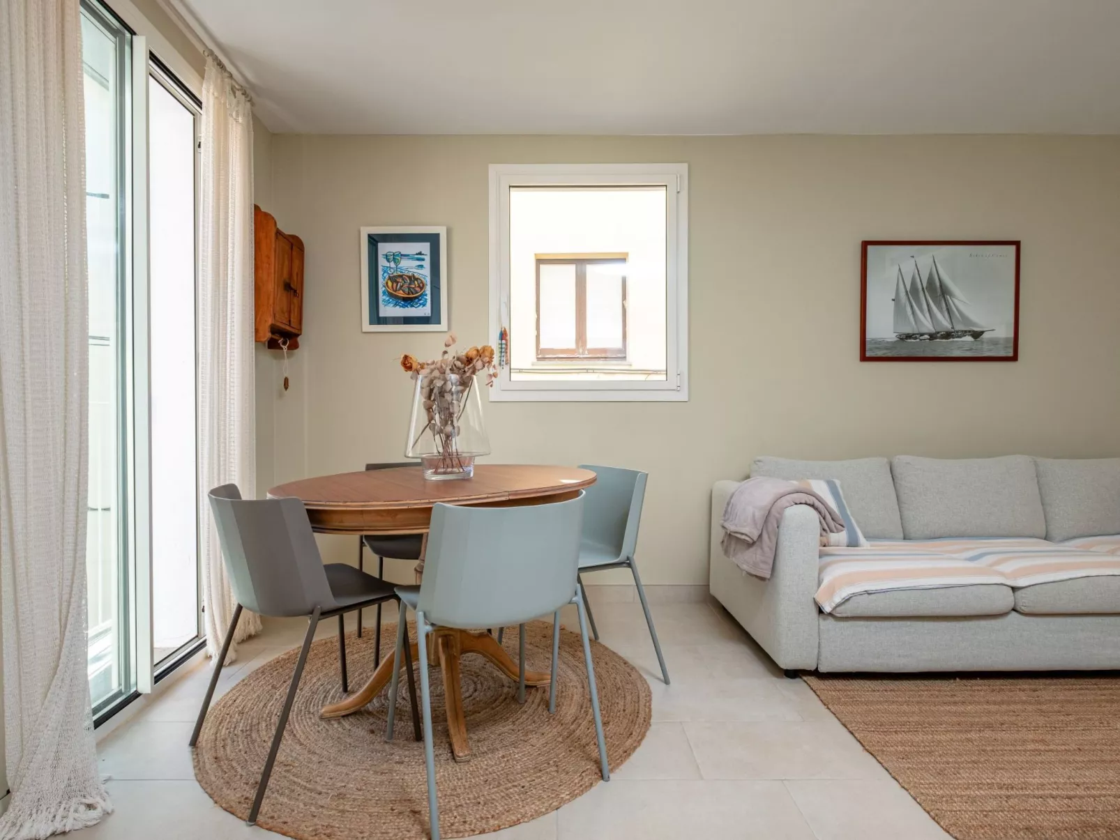 "Nucli Antic" mit Wallbox-Binnen