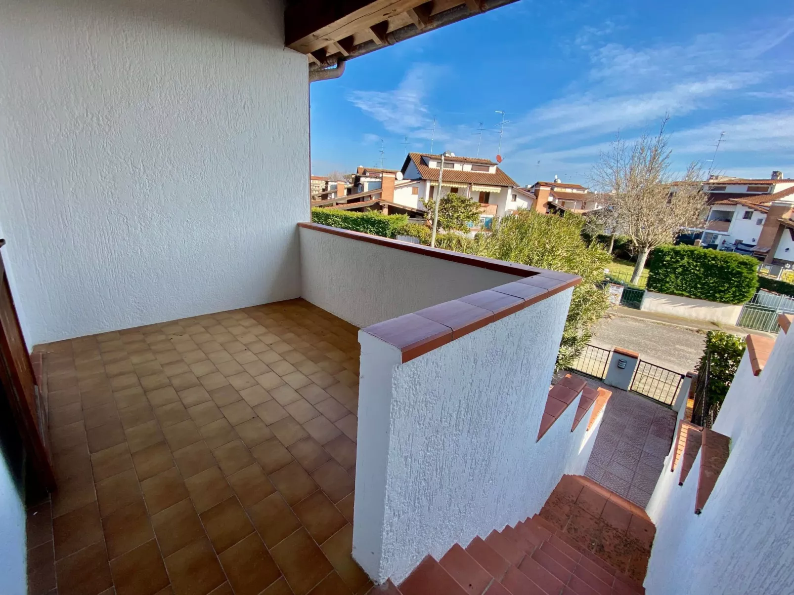 Vertikales Haus mit privatem Garten, 2 Klima