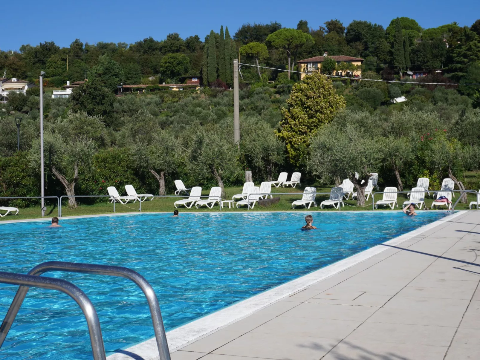 Dreizimmerwohnung in Villa eine Ebene-Image-tags.info