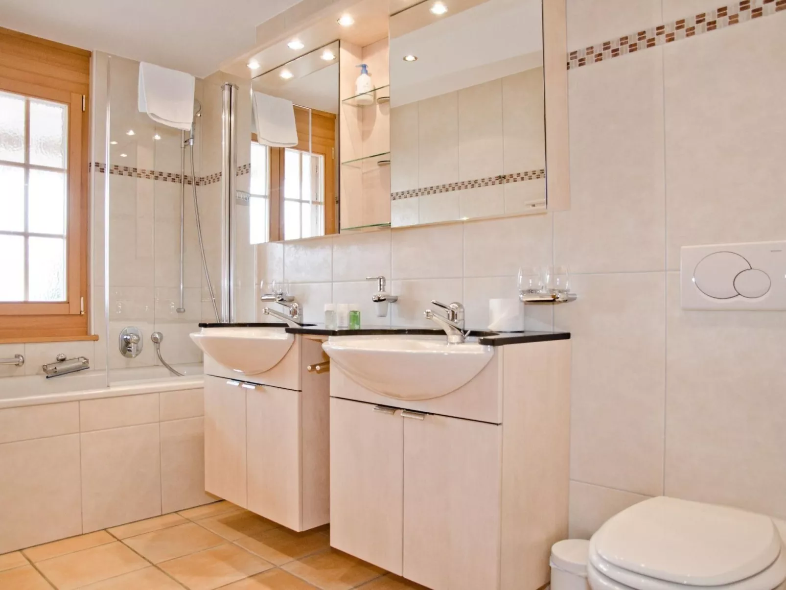 Apartment Paradise-Binnen