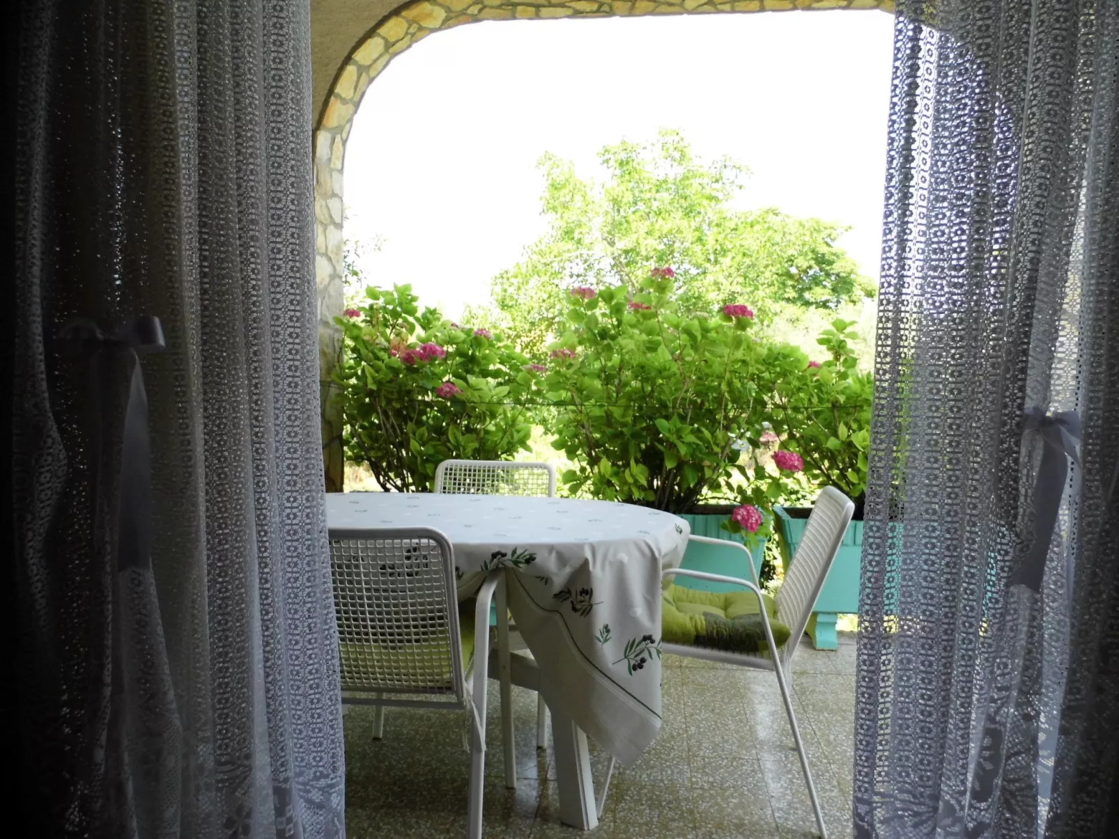 Schöne, gemütliche Ferienwohnung "Mira B" mit Garten-Binnen