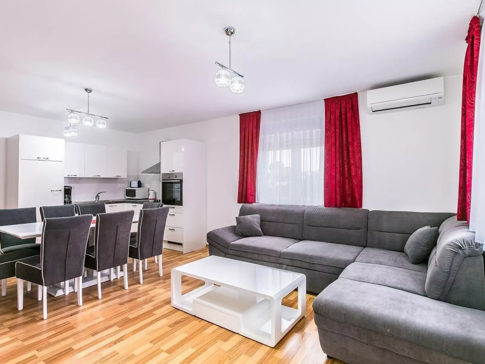 Wohnung mit Balkon-Image-tags.info