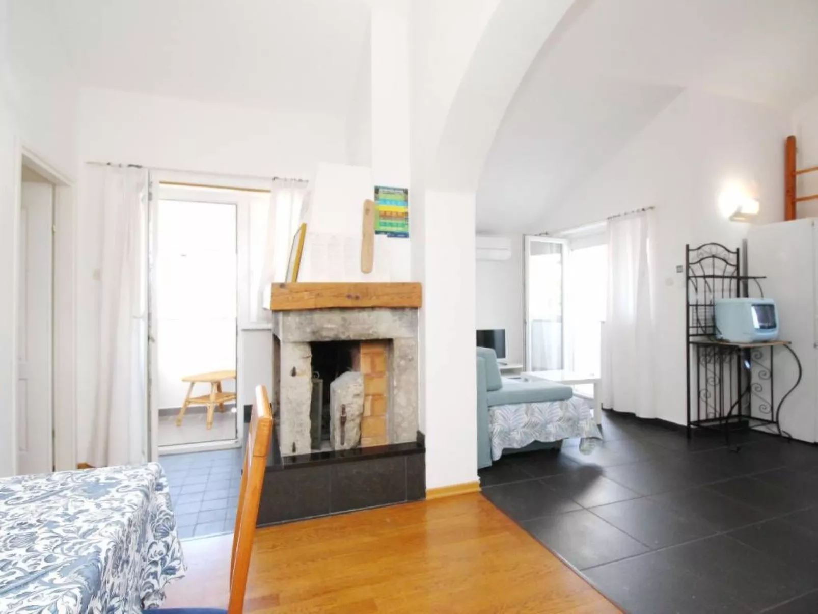 In Baška mit Eigenem Balkon und Meerblick-Image-tags.info