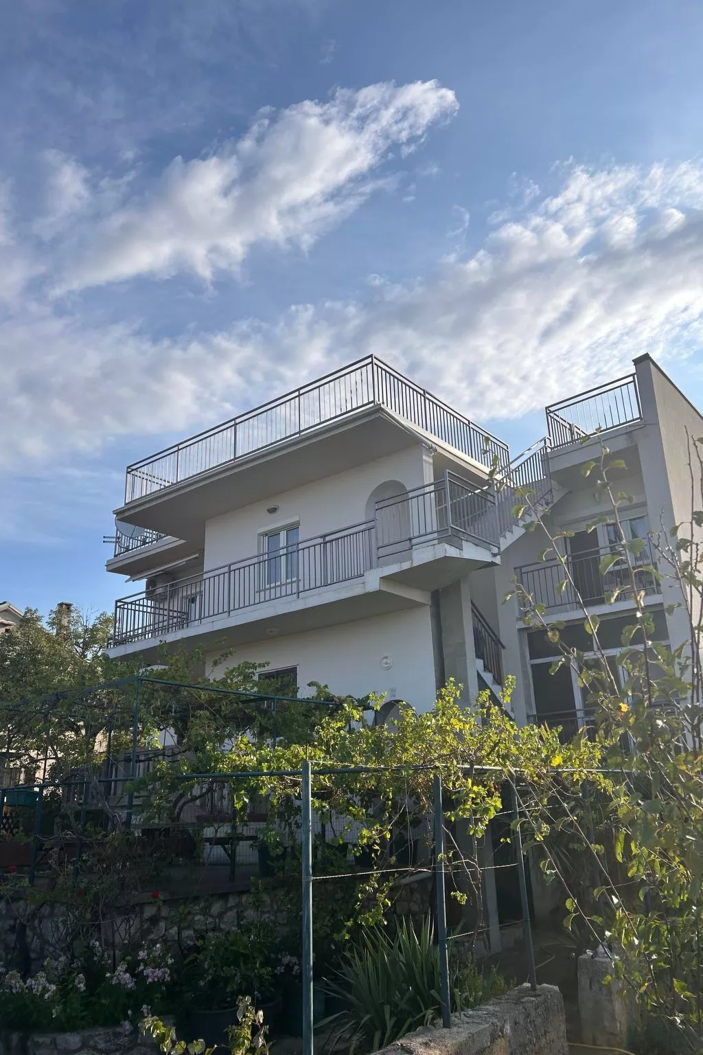 Appartement mit Jacuzzi und Meerblick