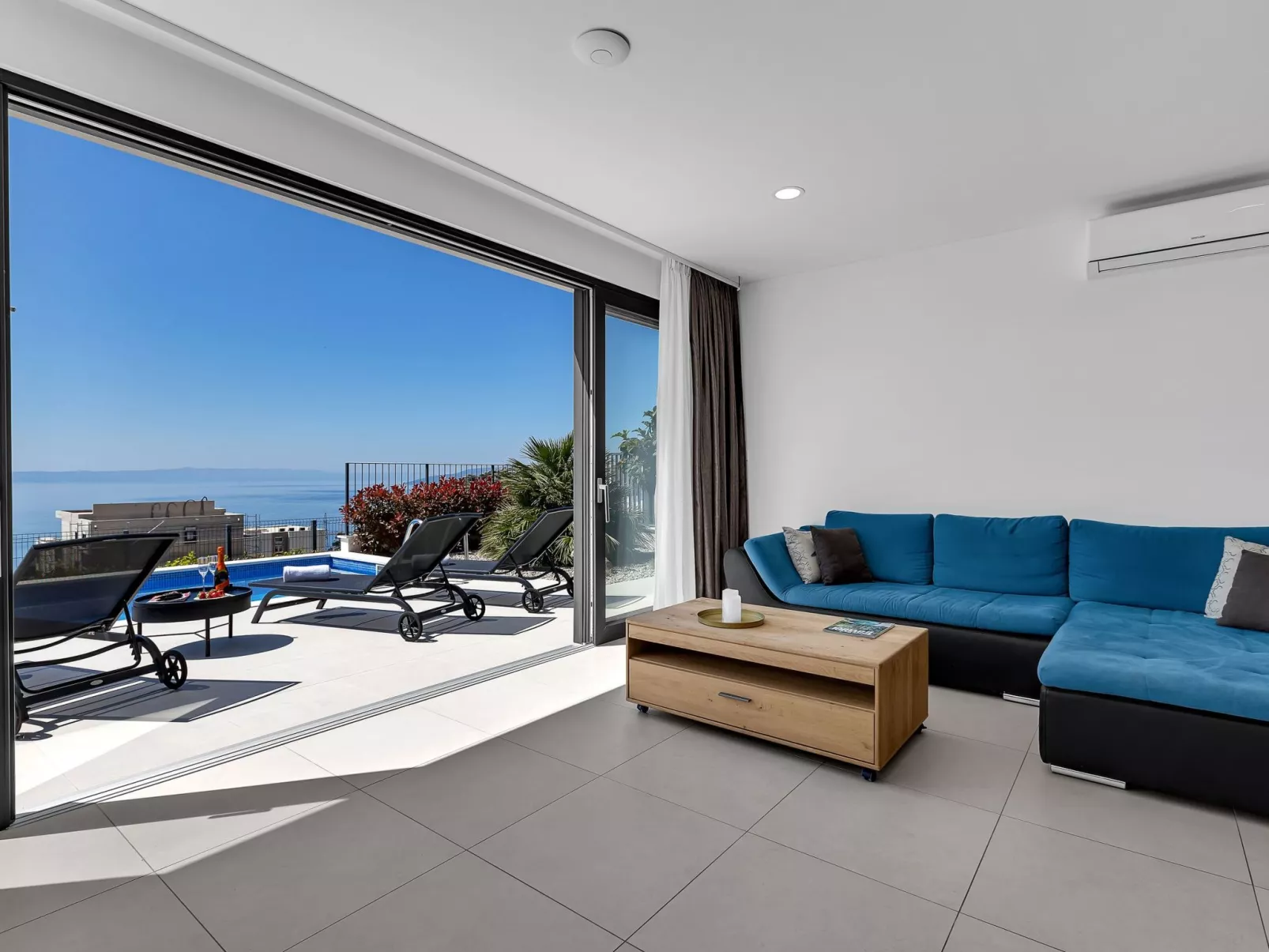 Komplex - Villa David-Binnen