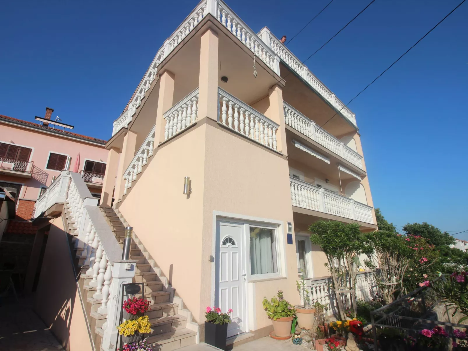 Wohnung "Martina" mit Terrasse-Buiten