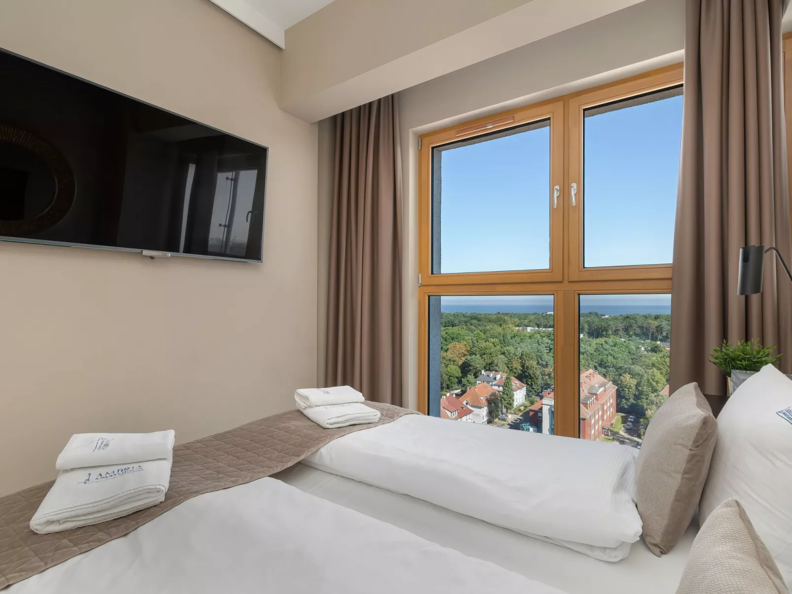 "Platan Tower 113"-Binnen