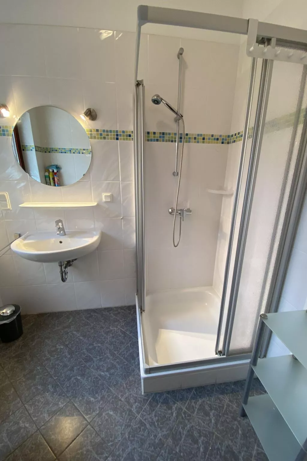 M5 Haus mit Garten, Waschmaschine und Trockner-Binnen