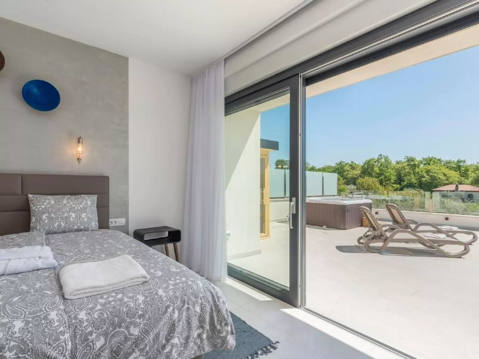 Villa Bianca-Image-tags.info