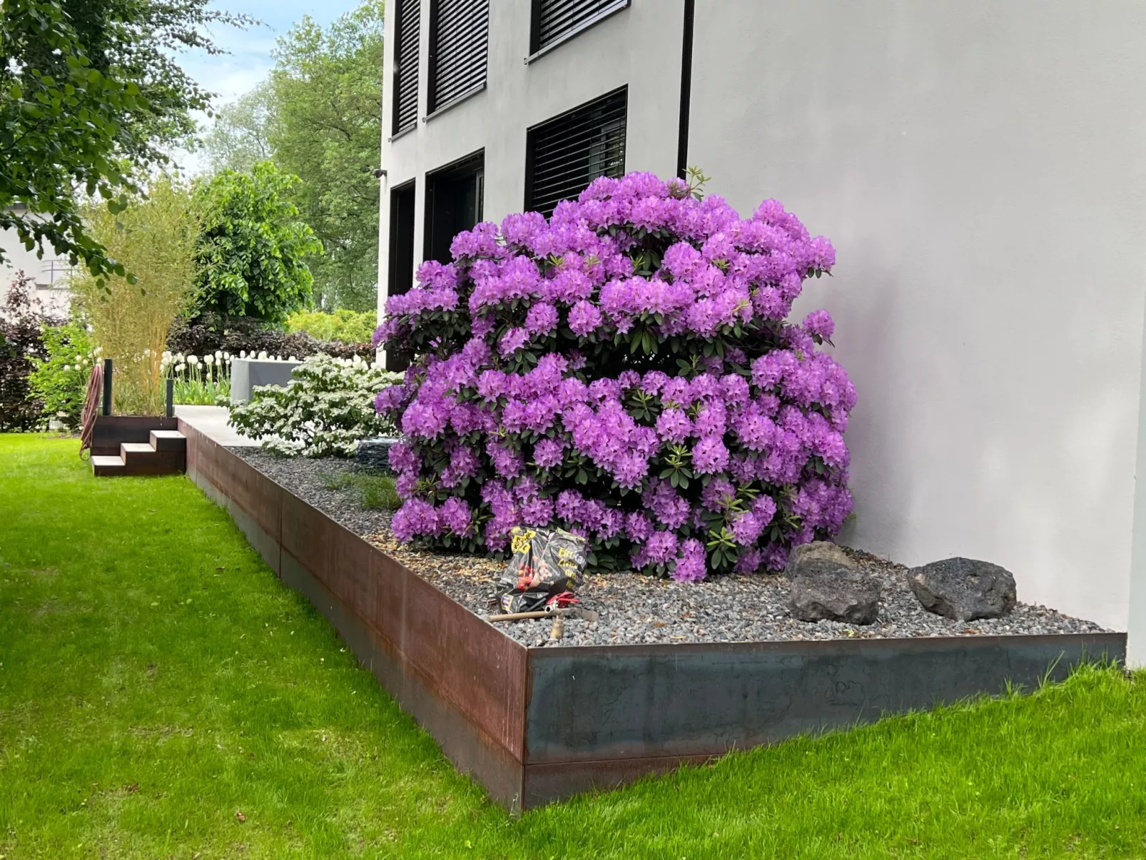 Modernes Einfamilienhaus-Buiten