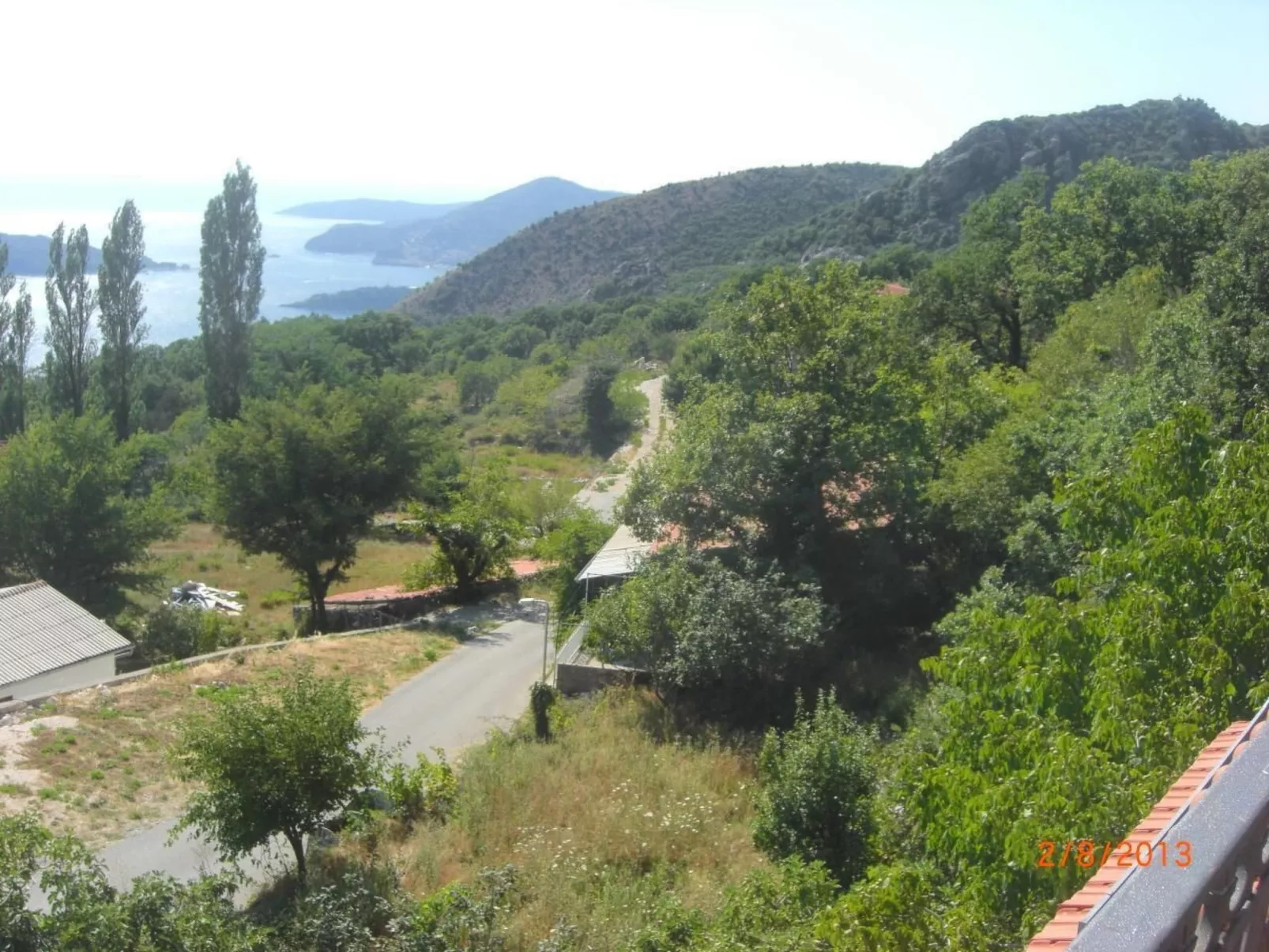 Ferienvilla mit Blick auf das Wasser - Buiten