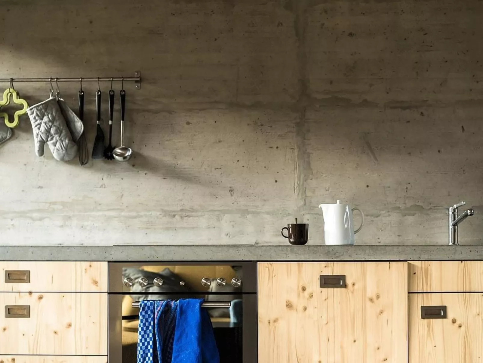 Mayen an Jean-Binnen