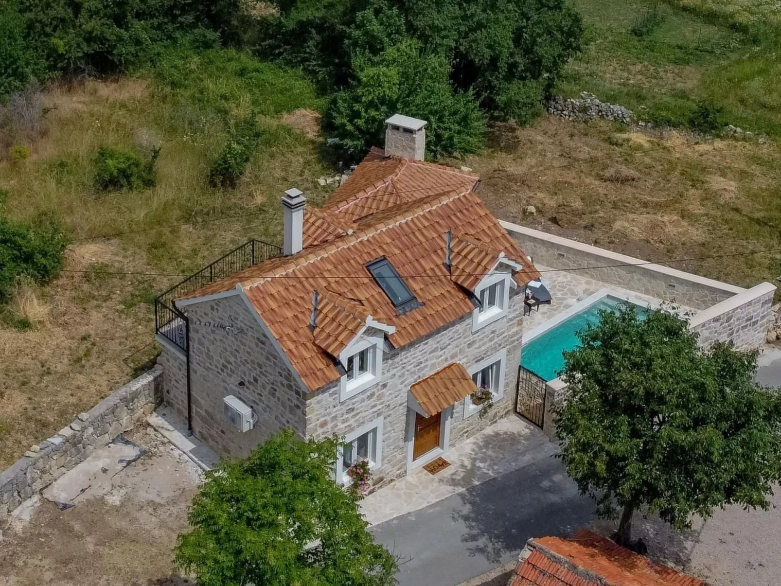 Villa Mara in Drniš-Buiten