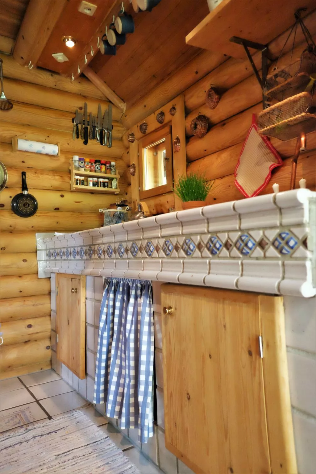 Finnisches Holzhaus-Buiten