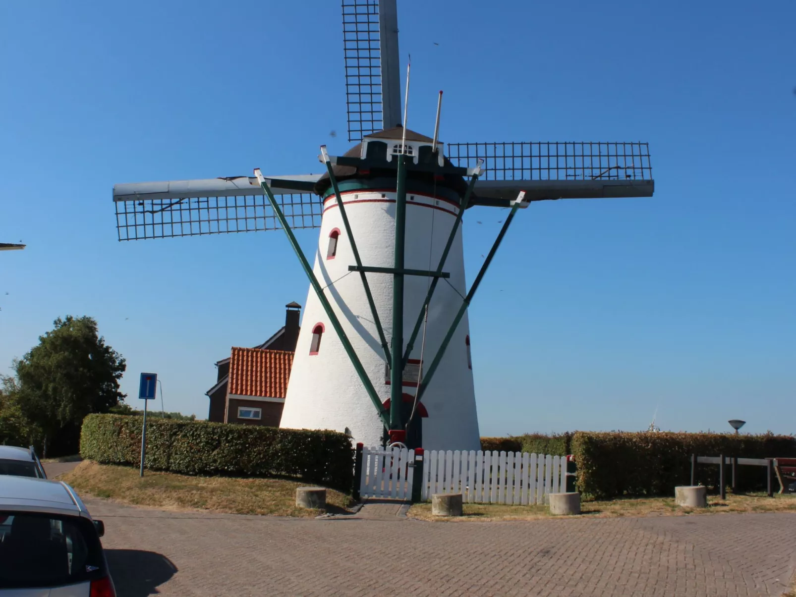 "Buurtweg221" mit Schwimmbad-Buiten