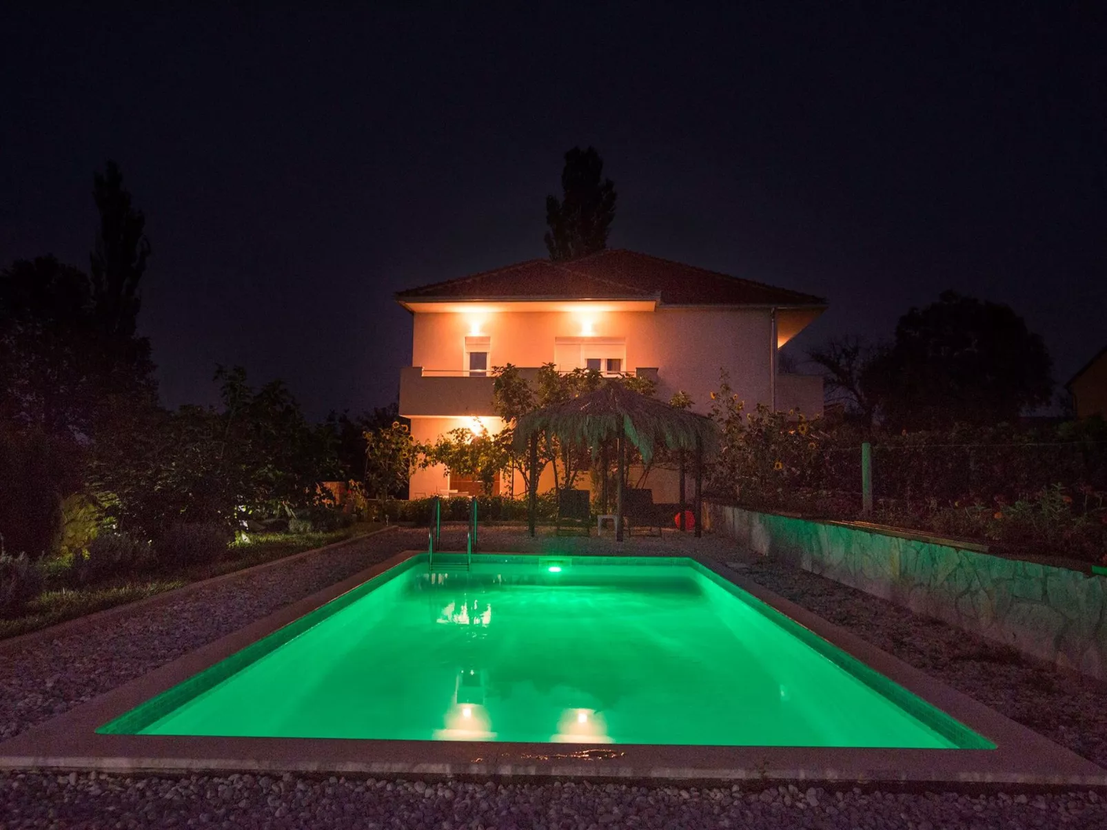 Villa "Sonnenblume" mit eigenem Garten und Grill-Image-tags.info