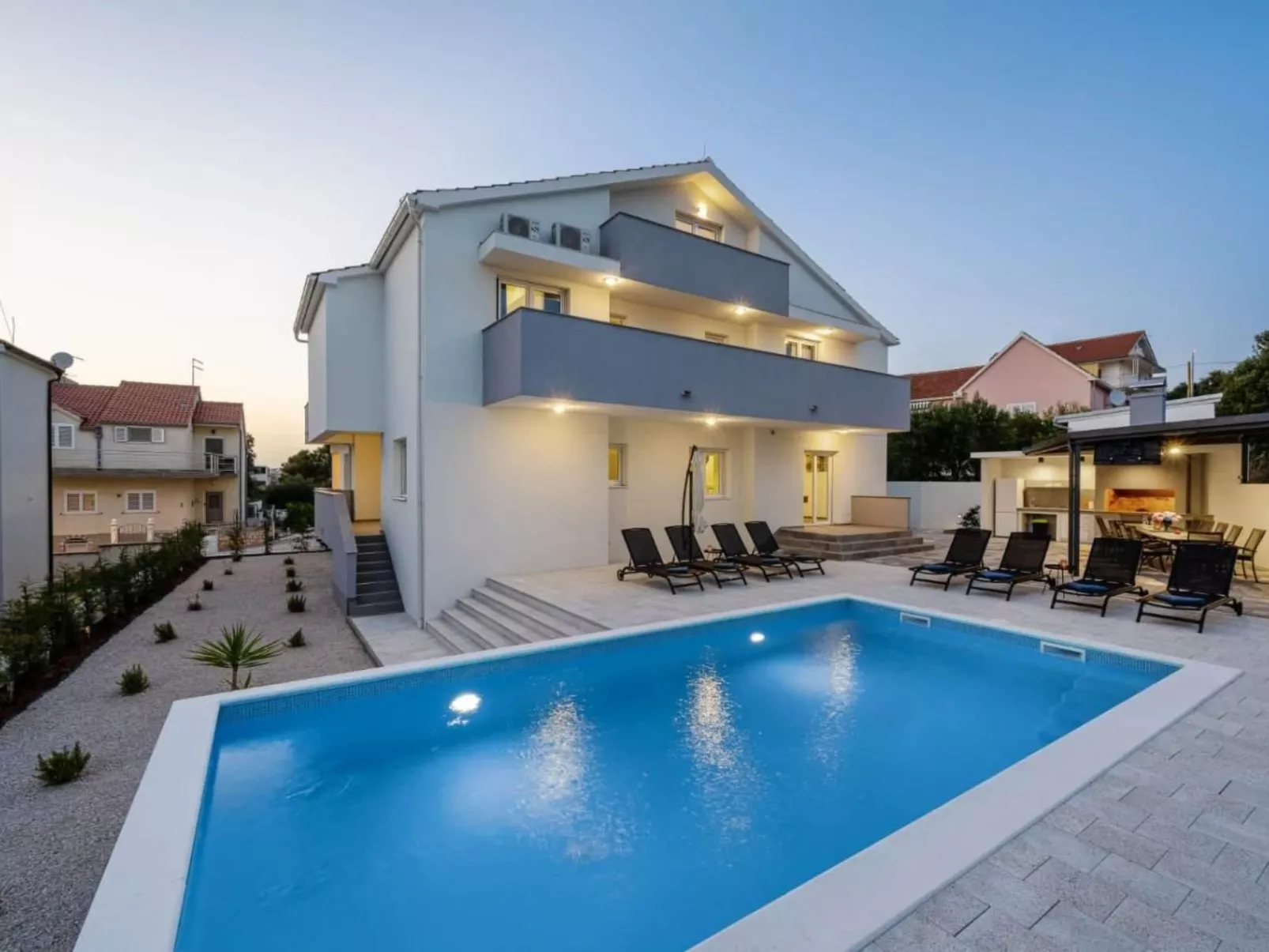 Villa Amaris für 11 Personen und 1 Kind-Buiten