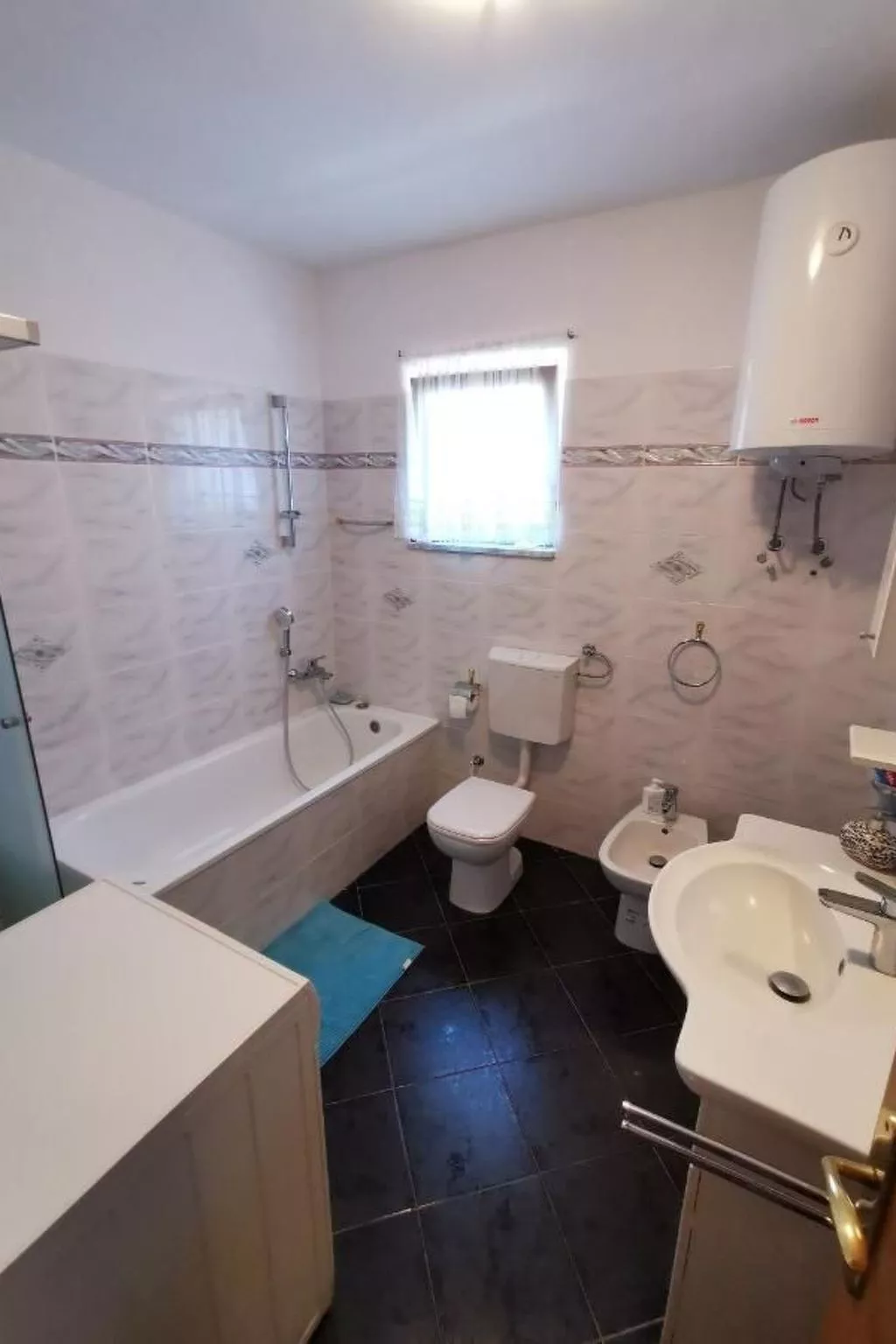 Ferienvilla mit eigenem Garten und Grill-Binnen