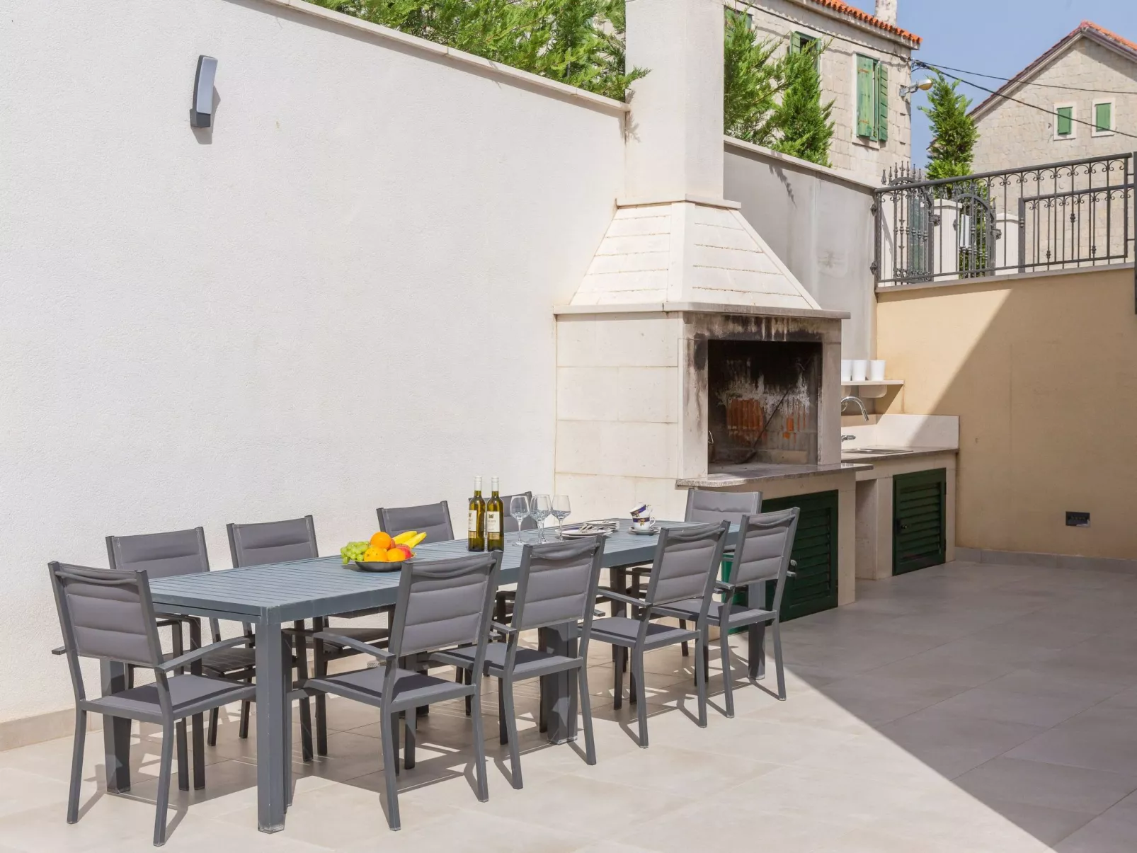 Epetium Beach Villa-Buiten