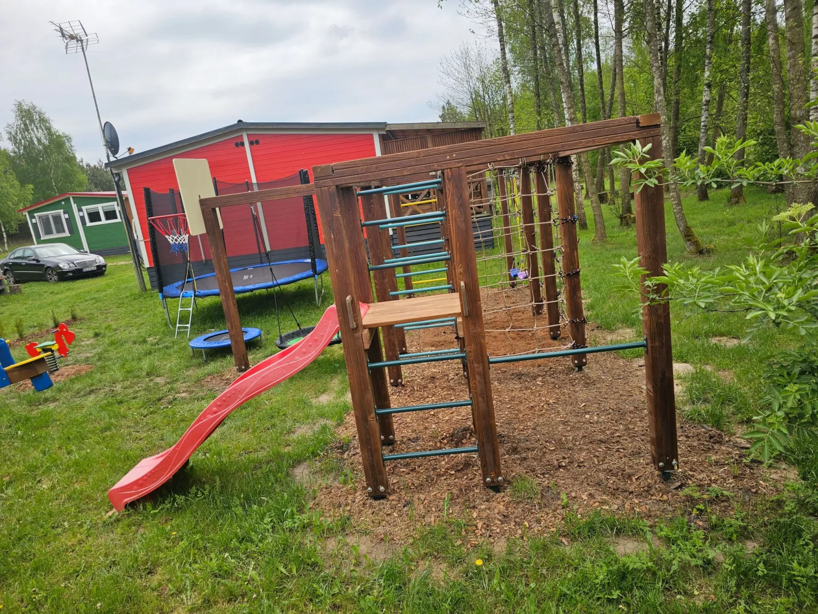 Ganzjährig bewohnbares Ferienhaus - grün-Buiten