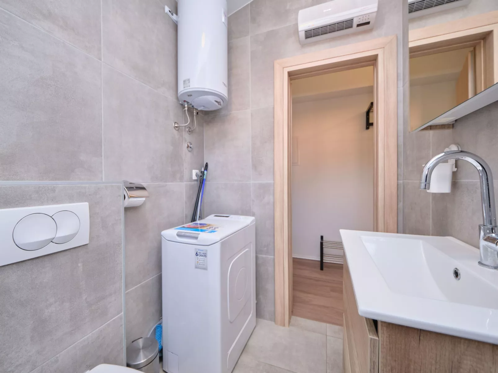 Für 4 Personen ca. 65 m&sup2; in Mastrinka, Adriaküste Kroatien (Kroatische Ins-Binnen