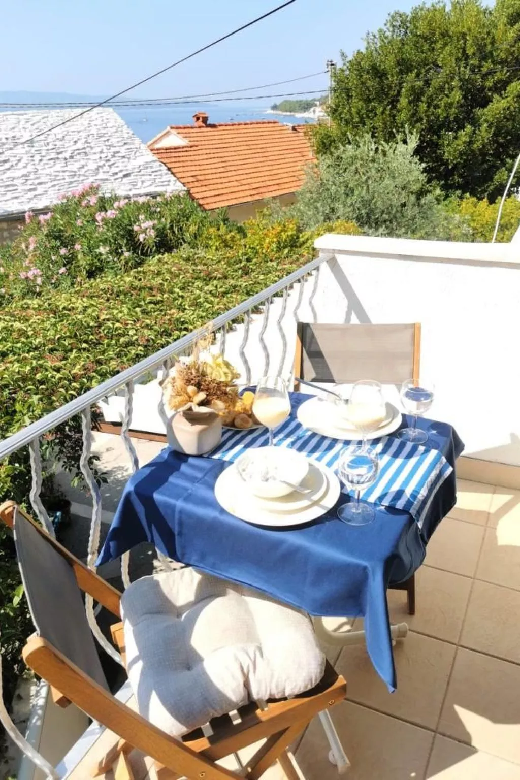 Für 3 Personen  + 1 Kind ca. 55 m&sup2; in Bol, Adriaküste Kroatien (Kroatische-Buiten