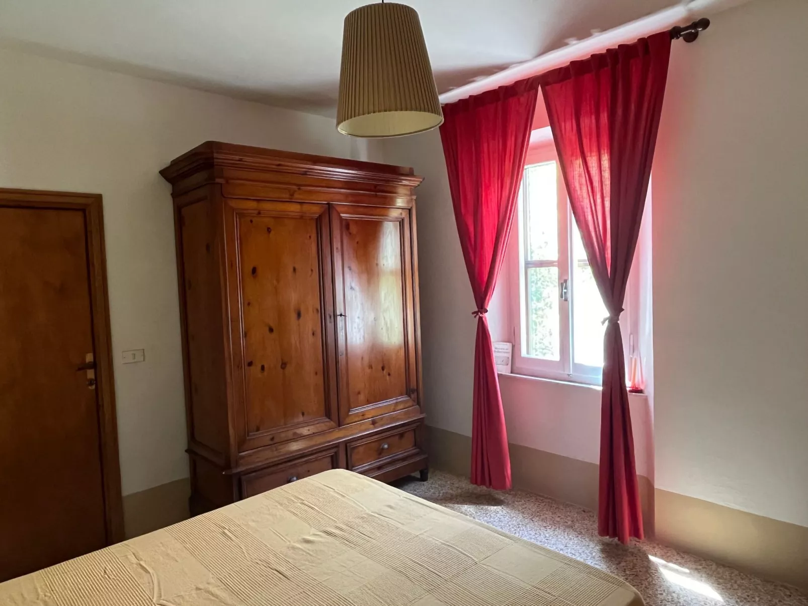 Angenehme Wohnung in Gli Alzi mit Privatparkplatz-Image-tags.info